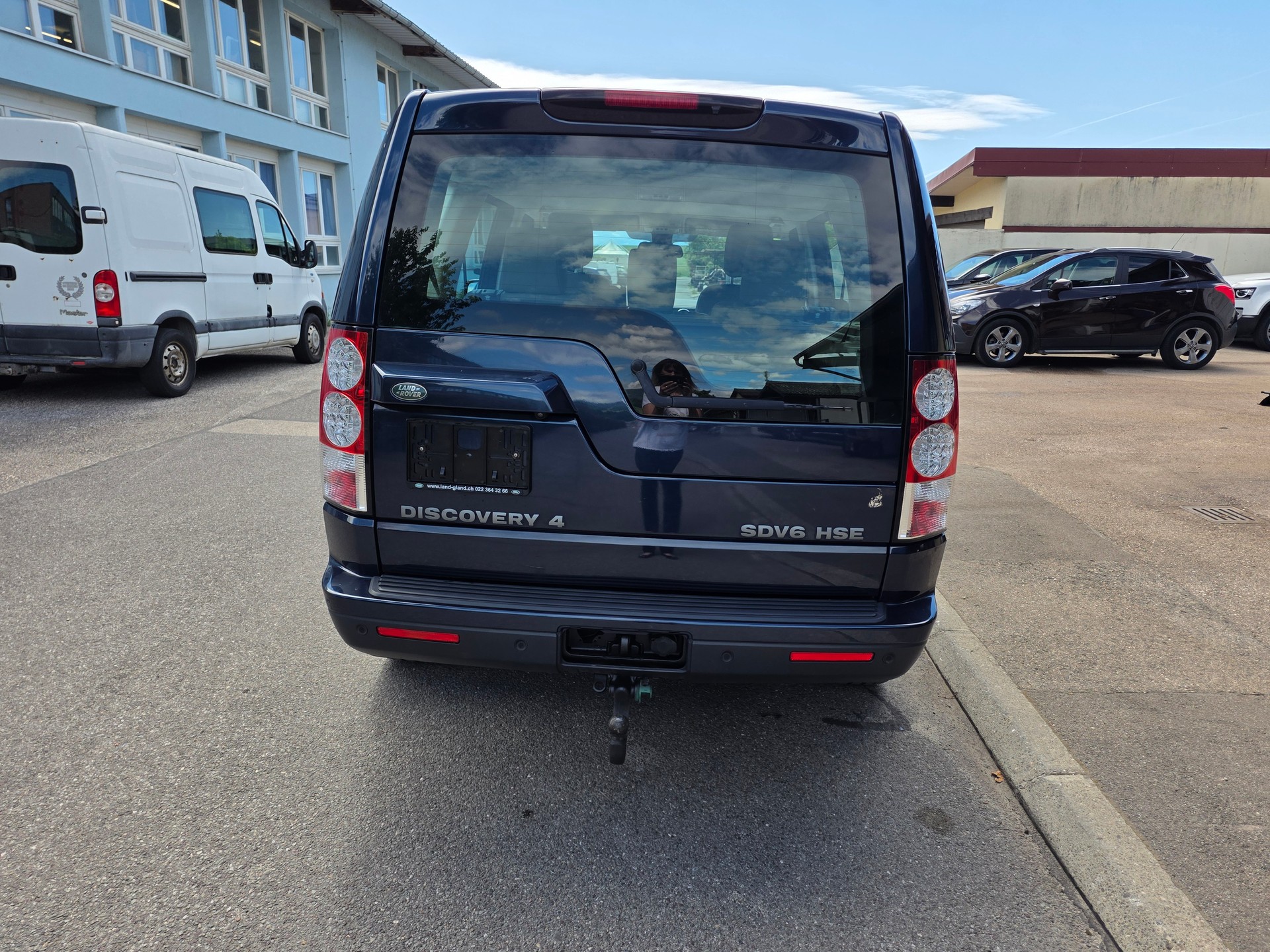 LAND ROVER Discovery 3.0 SDV6 HSE Automatic-image-5