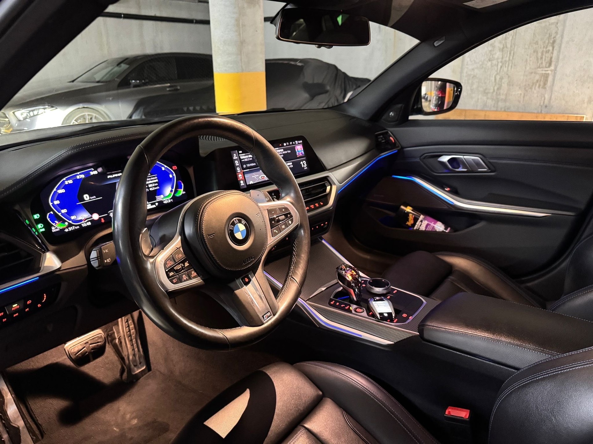 BMW 320d xDrive-image-5