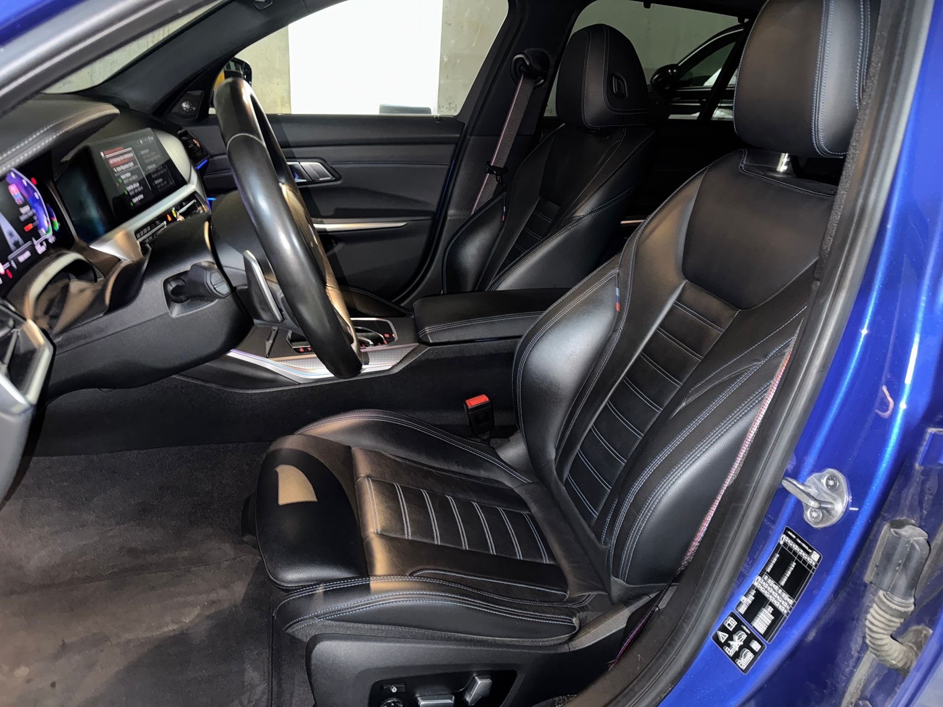 BMW 320d xDrive-image-4