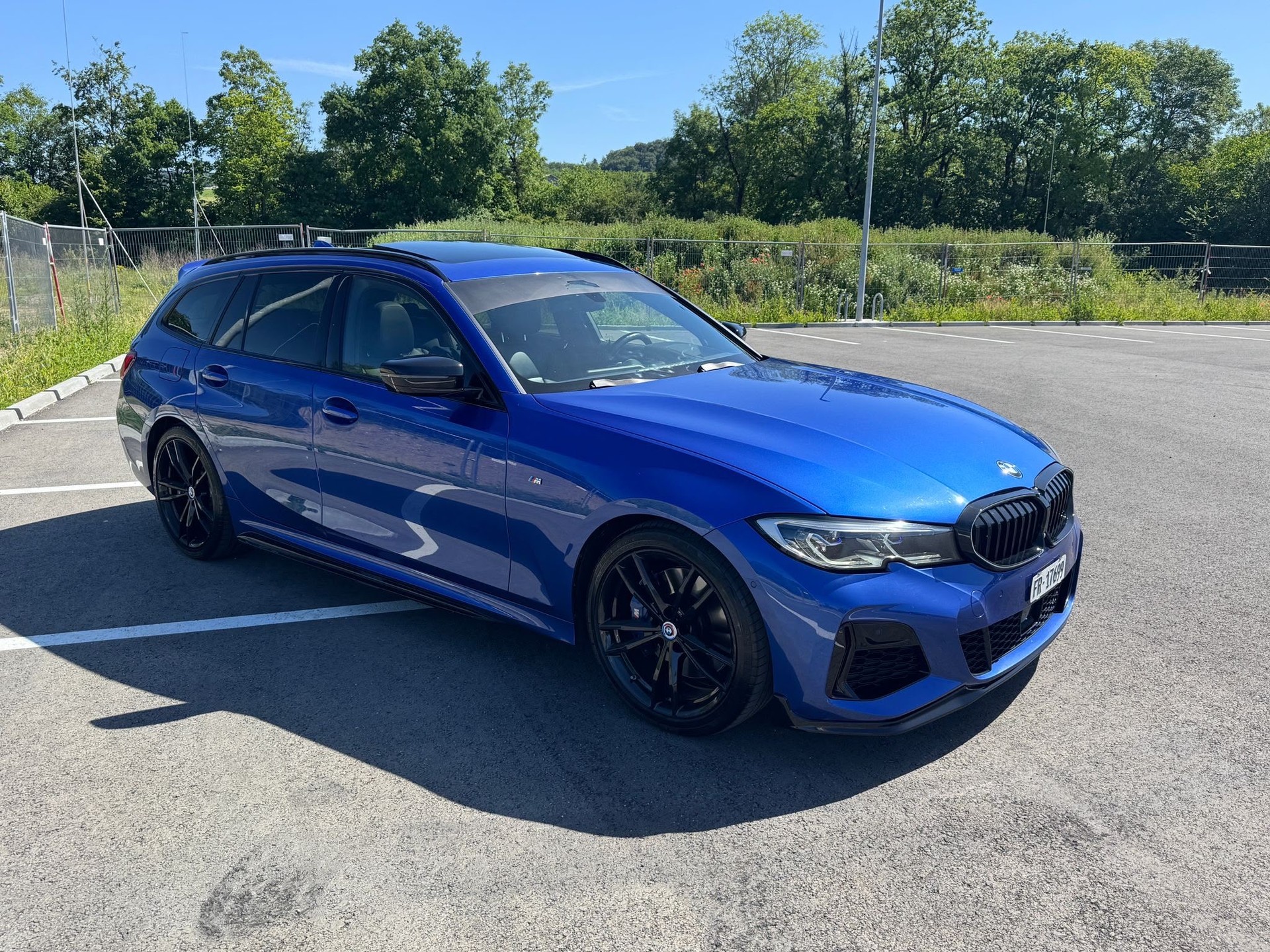 BMW 320d xDrive-image-3