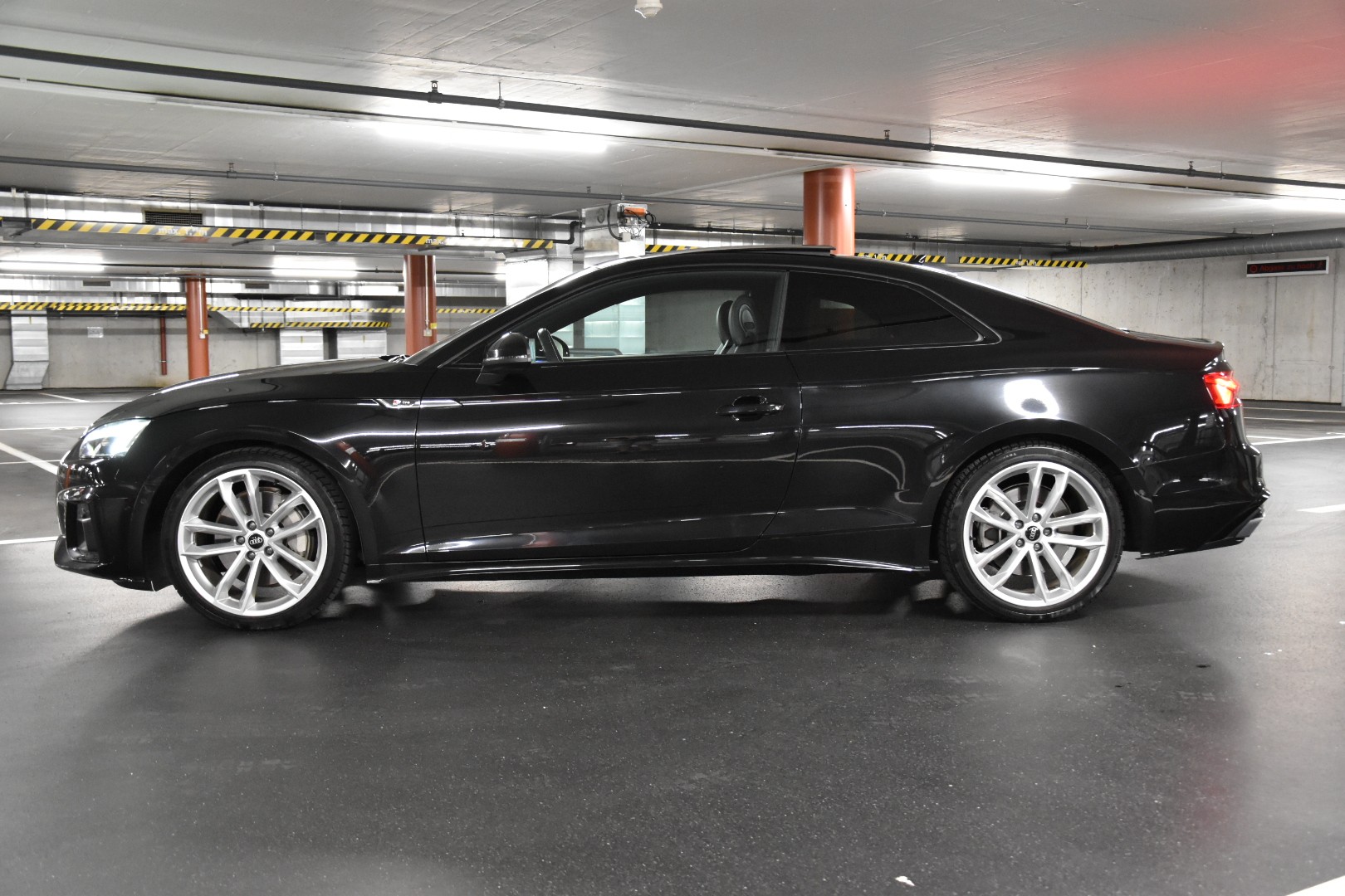 AUDI A5 Coupe 45 TFSI S-Line S-Tronic Quattro-image-6