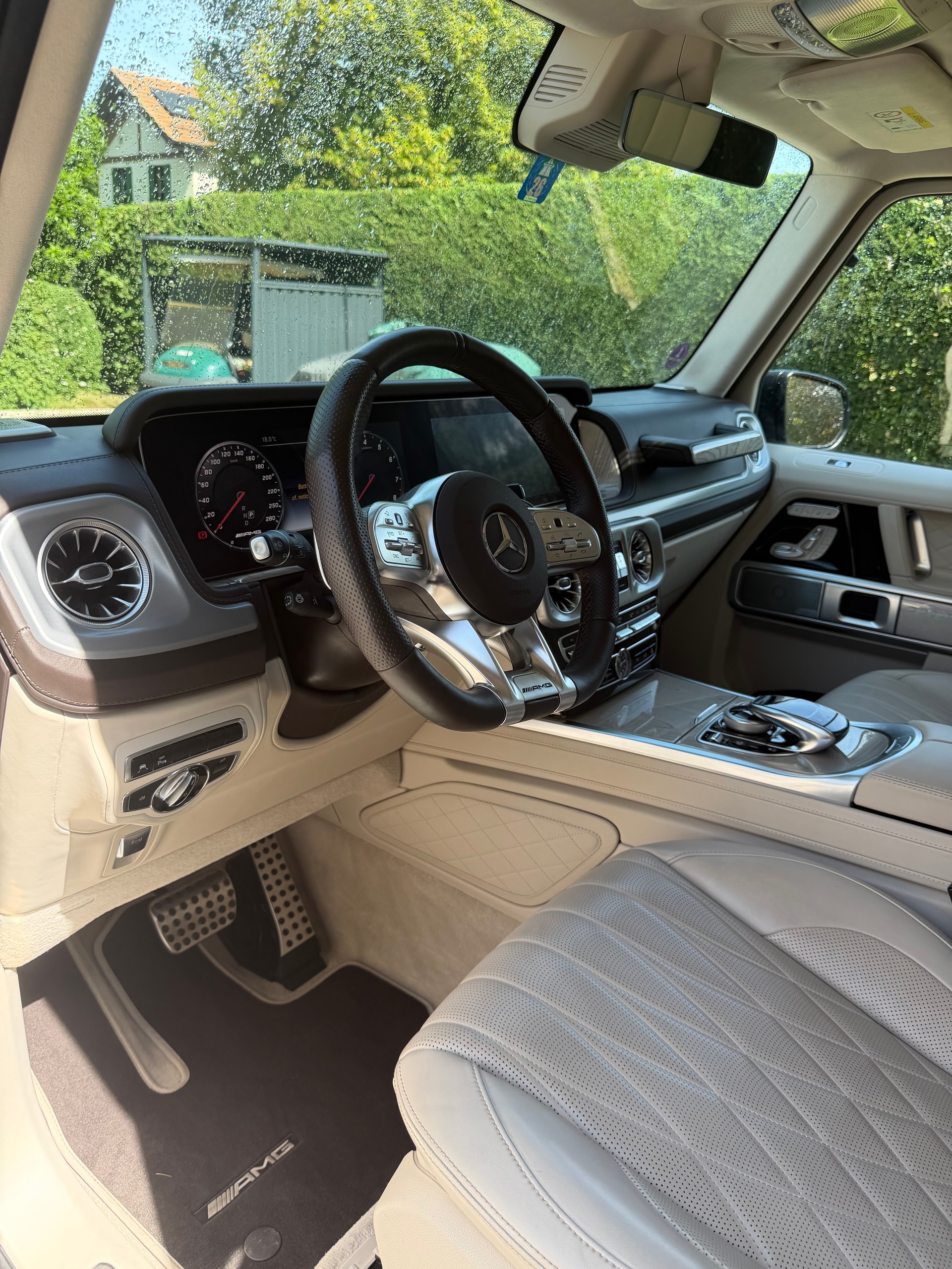 MERCEDES-BENZ G 63 AMG 4x4 2-image-5