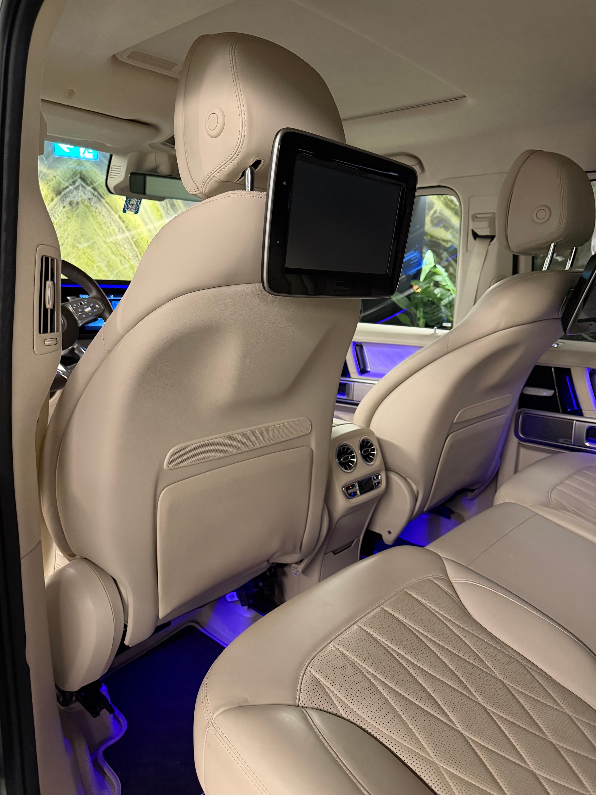 MERCEDES-BENZ G 63 AMG 4x4 2-image-12