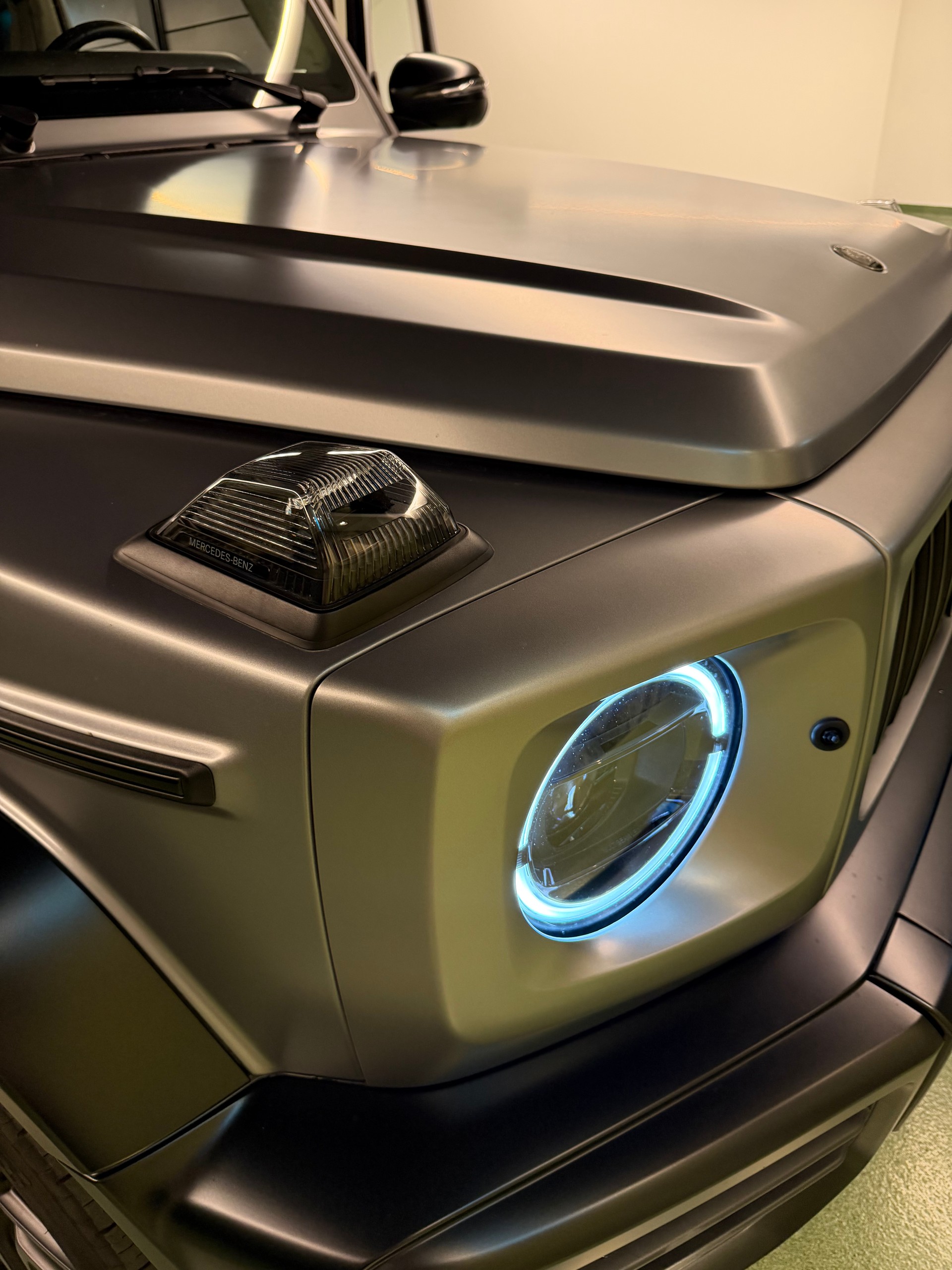 MERCEDES-BENZ G 63 AMG 4x4 2-image-16