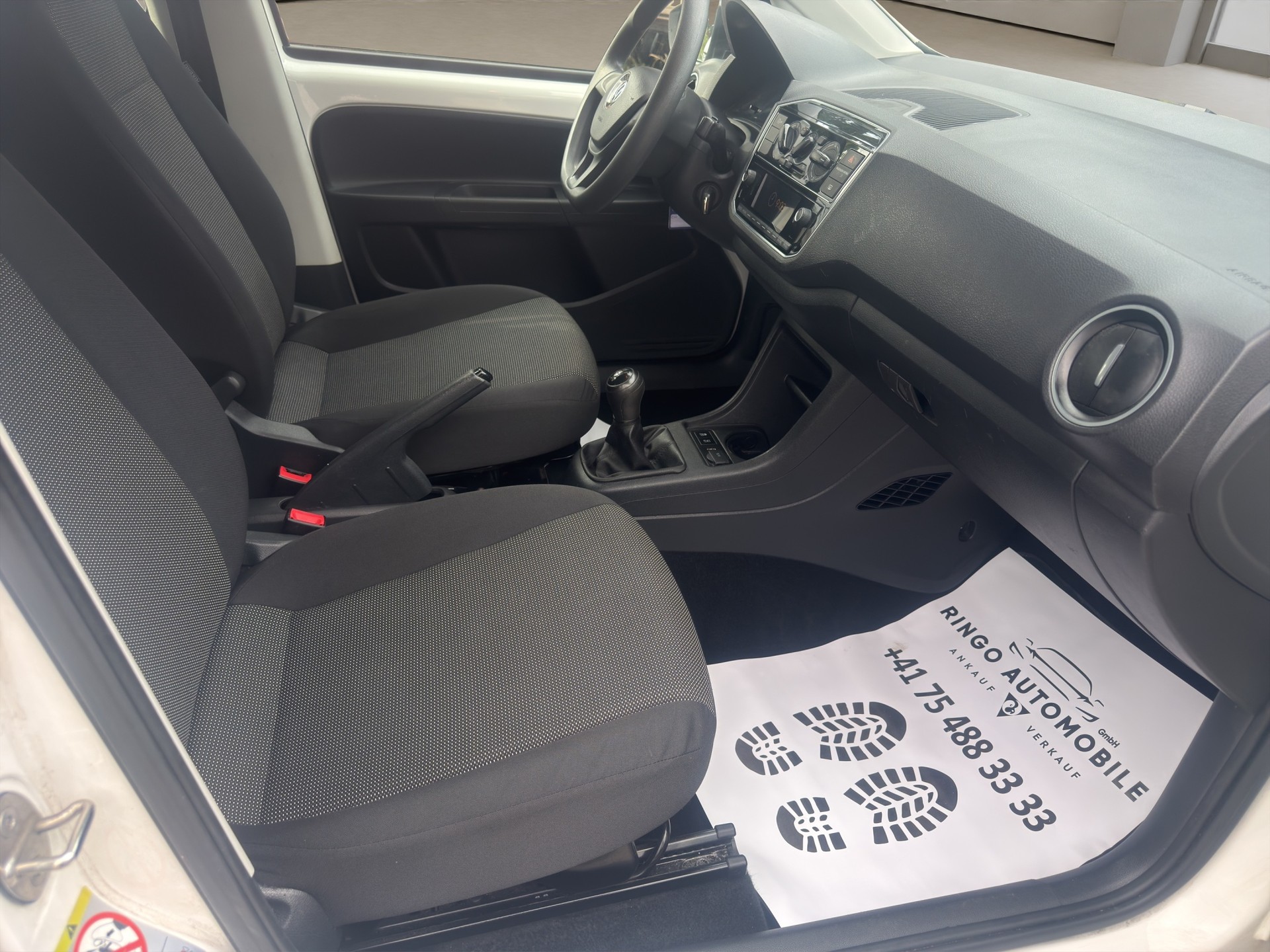 VW Up 1.0 BMT sound up-image-12