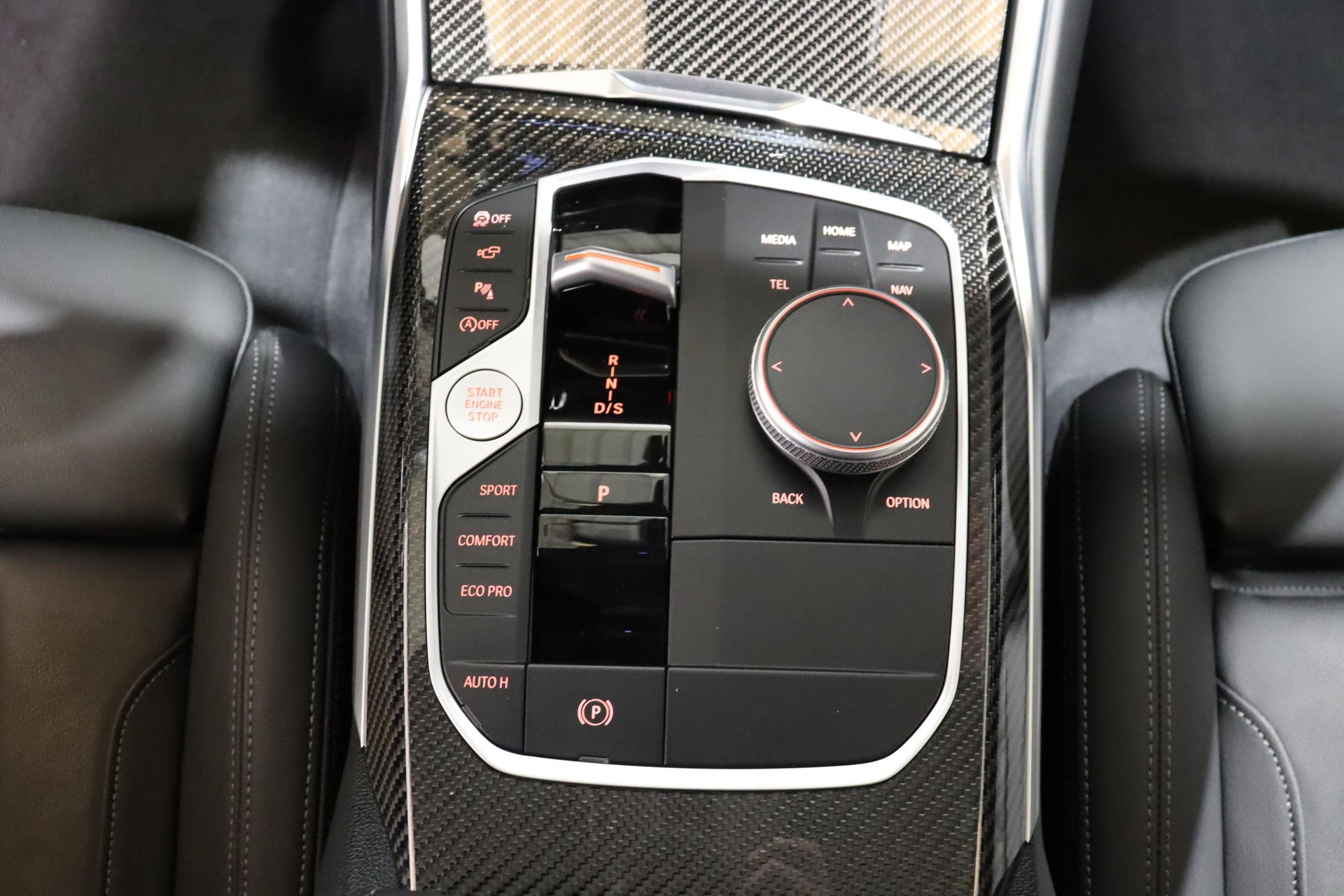 BMW M340i xDrive Touring-image-10