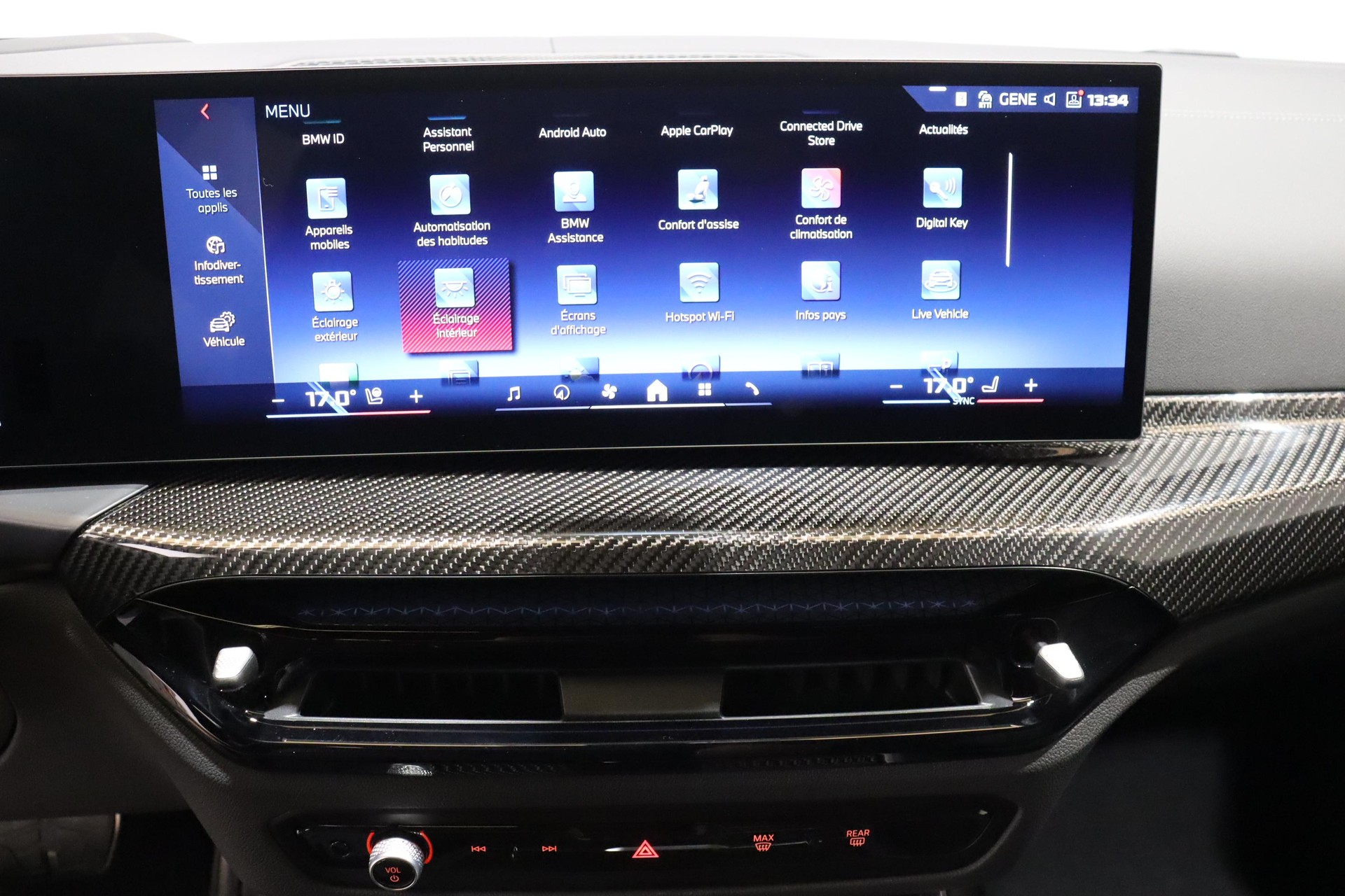 BMW M340i xDrive Touring-image-14