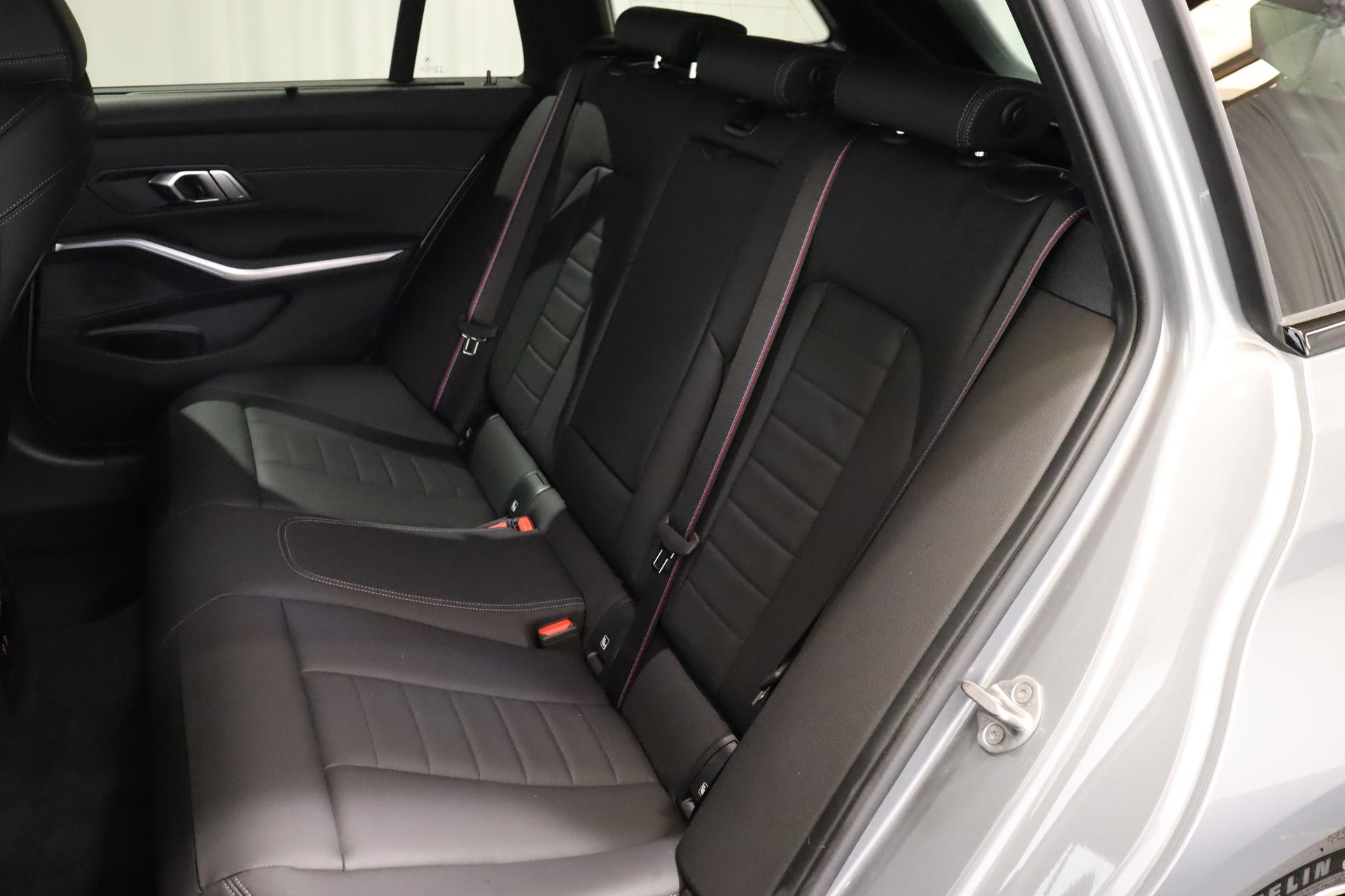 BMW M340i xDrive Touring-image-7