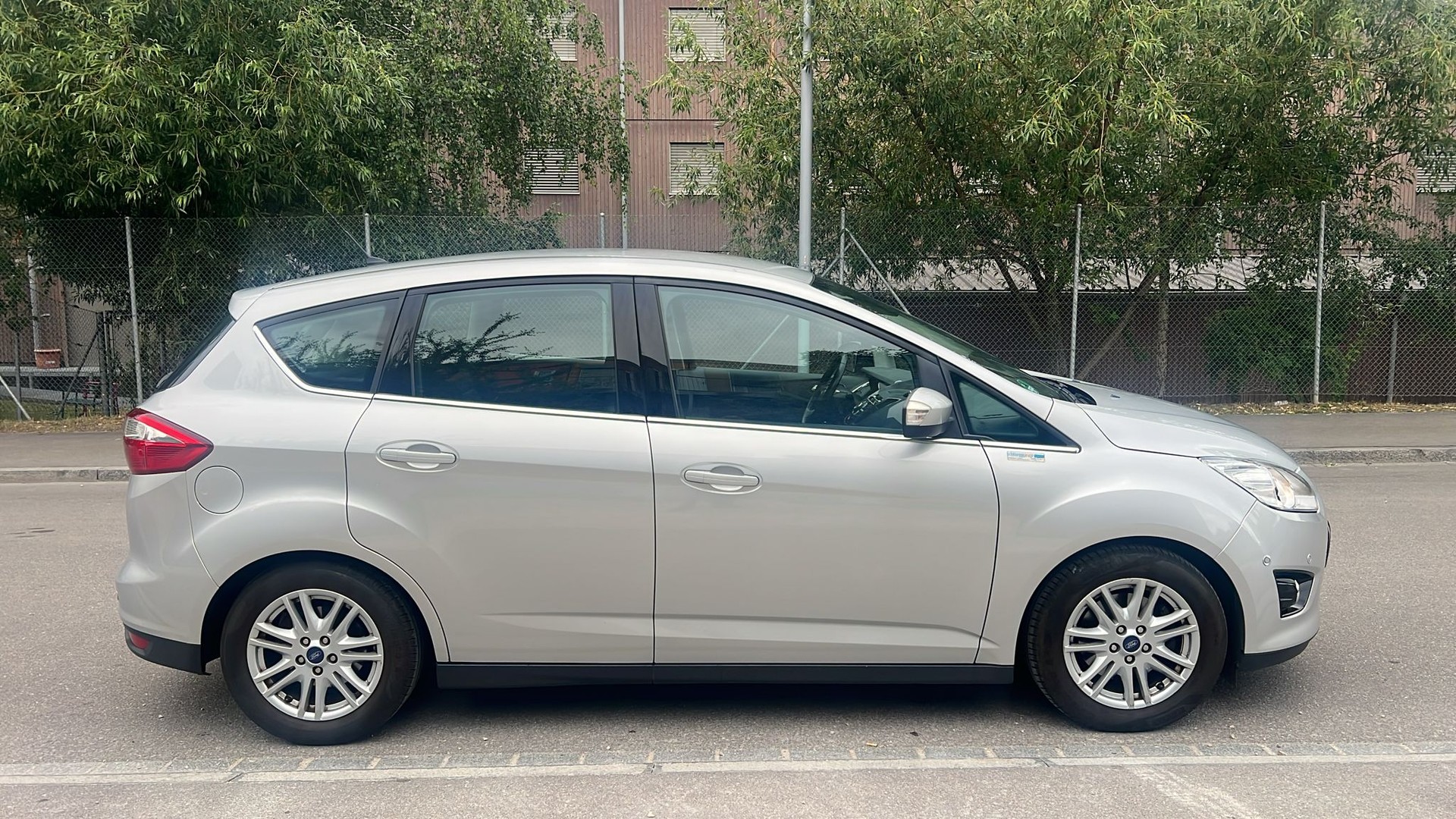 FORD C-Max 2.0 TDCi Titanium PowerShift-image-4