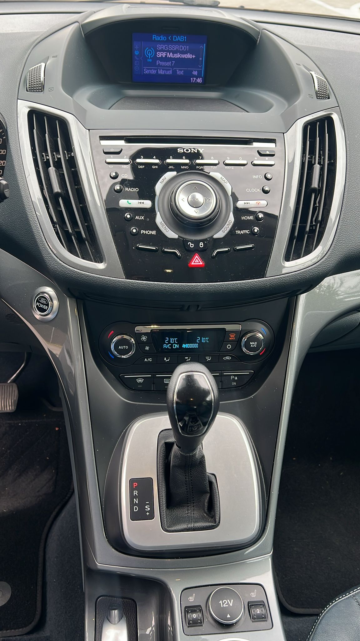 FORD C-Max 2.0 TDCi Titanium PowerShift-image-11
