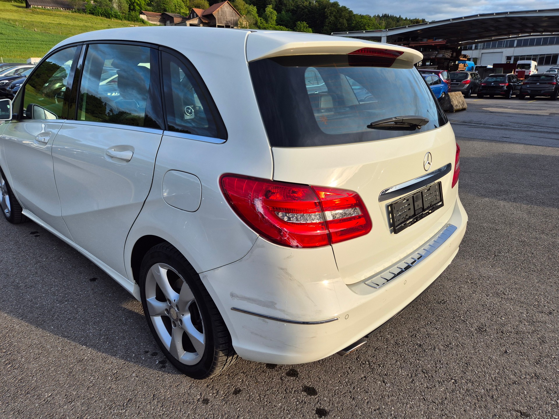 MERCEDES-BENZ B 180 CDI-image-7