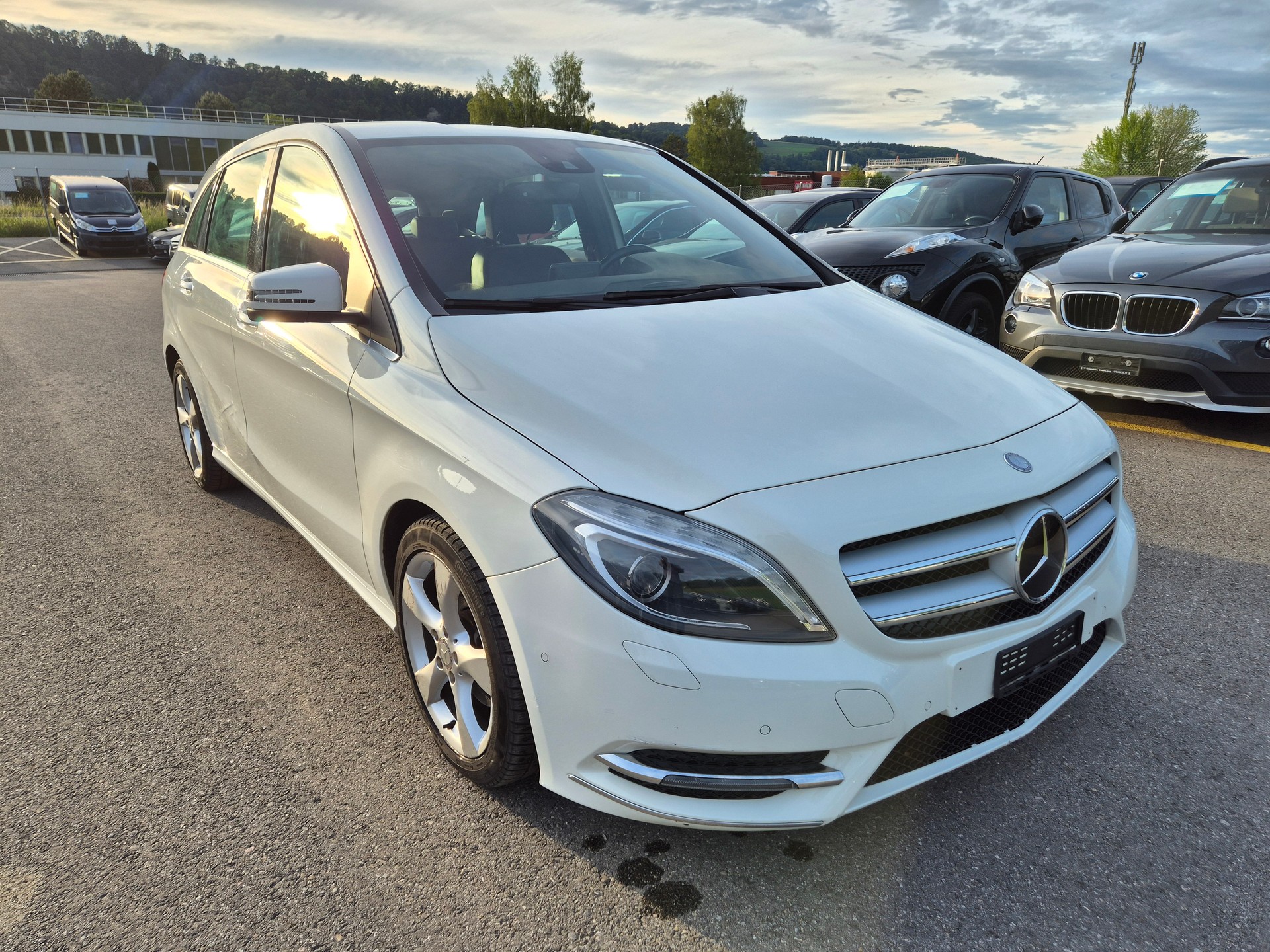 MERCEDES-BENZ B 180 CDI-image-14