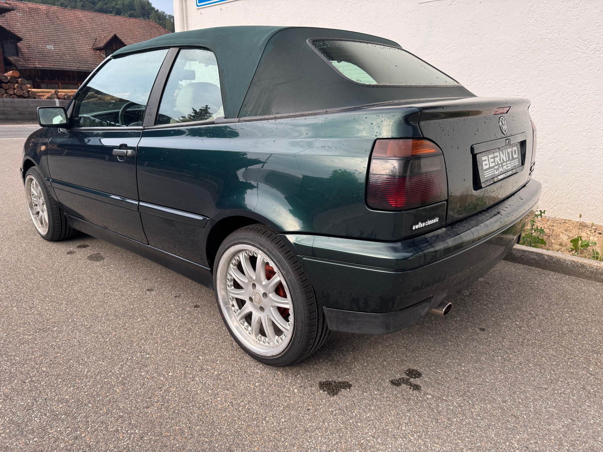 VW Golf Cabriolet 2000 Swiss Classic-image-4