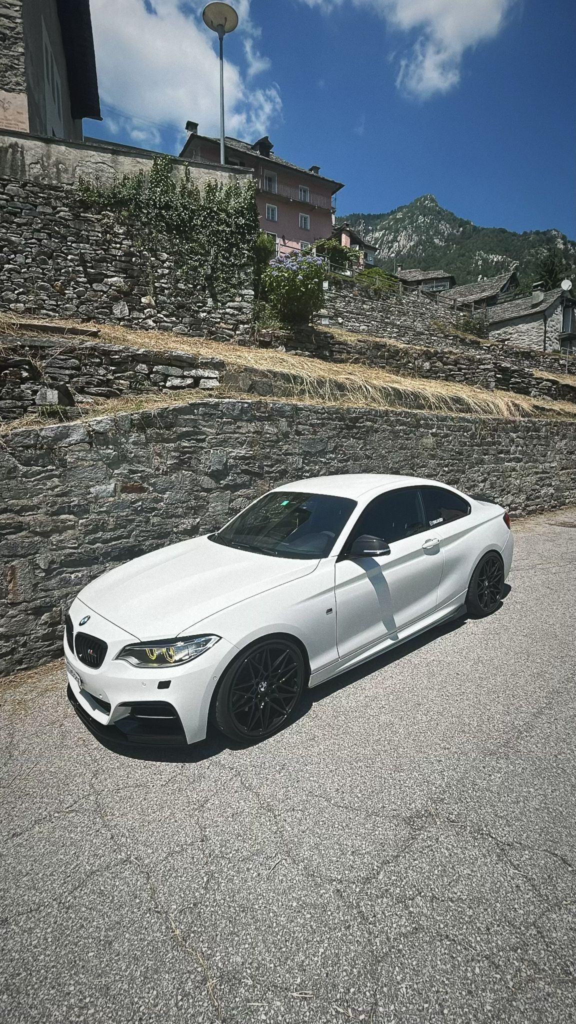 BMW M235i xDrive-image-0