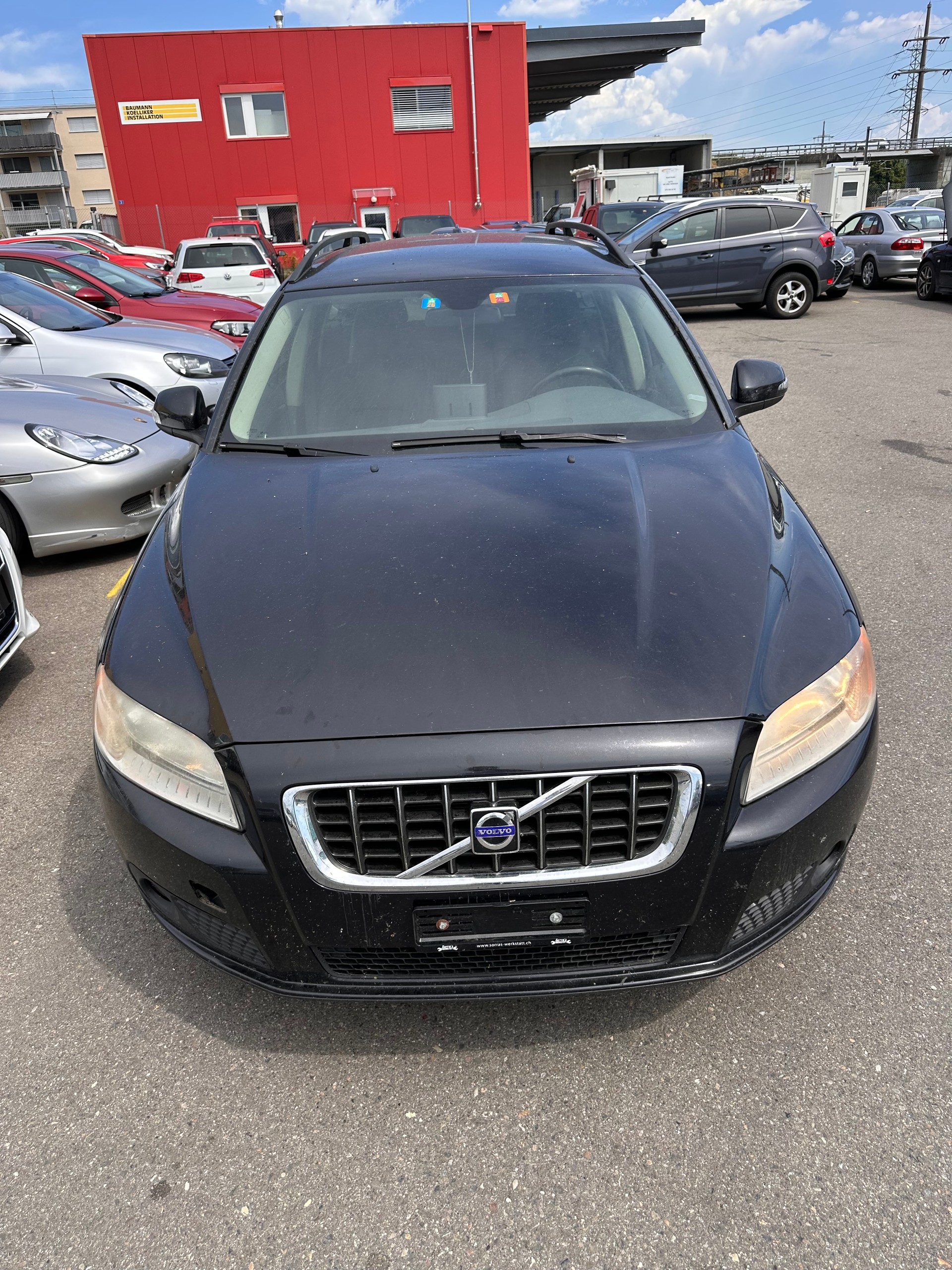 VOLVO V70-image-0
