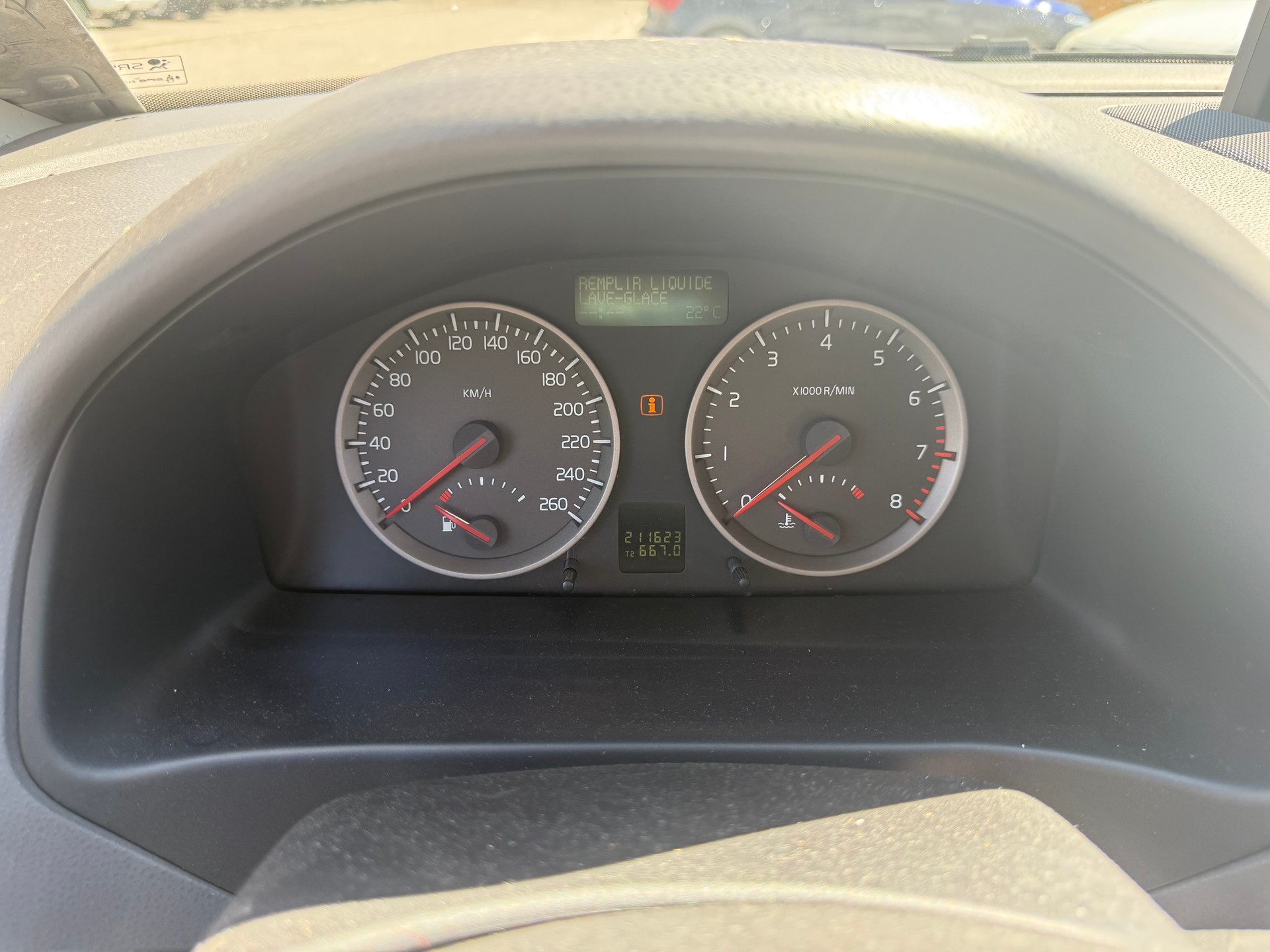 VOLVO V50 T5 Kinetic-image-9