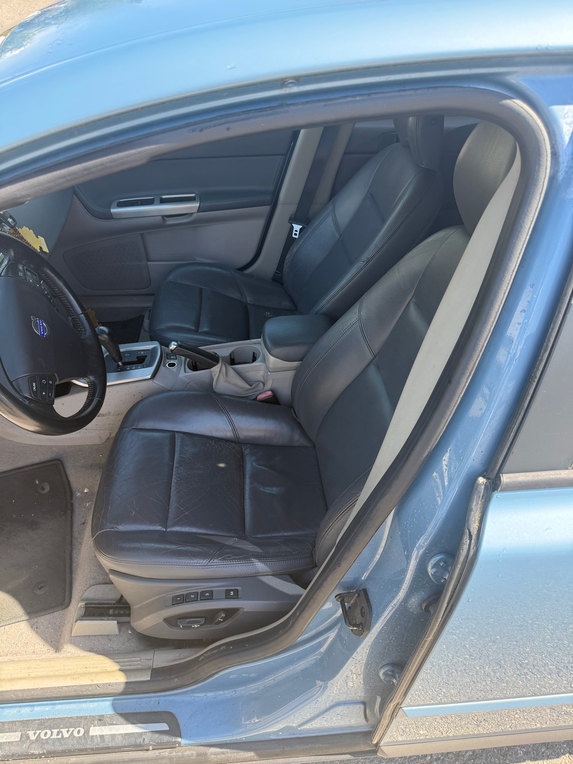VOLVO V50 T5 Kinetic-image-7