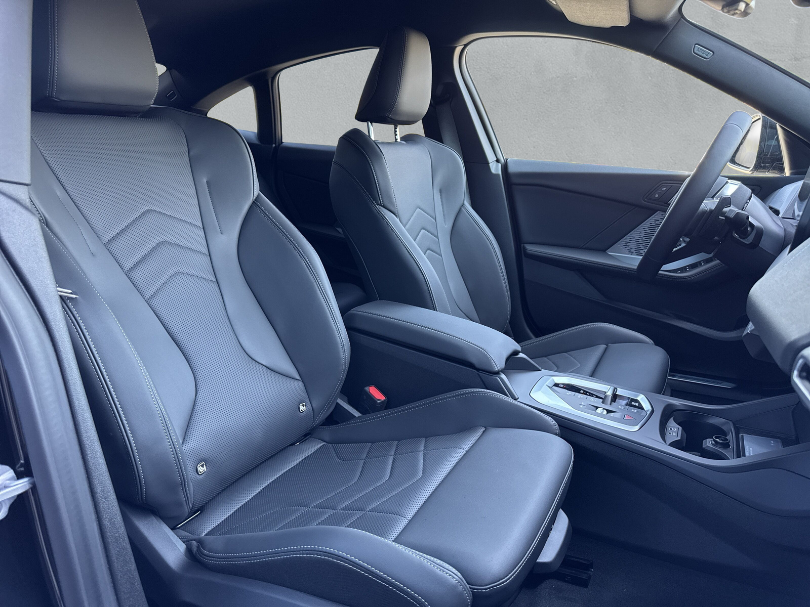 BMW 223 xDrive Gran Coupé 48V M Sport Steptronic-image-12
