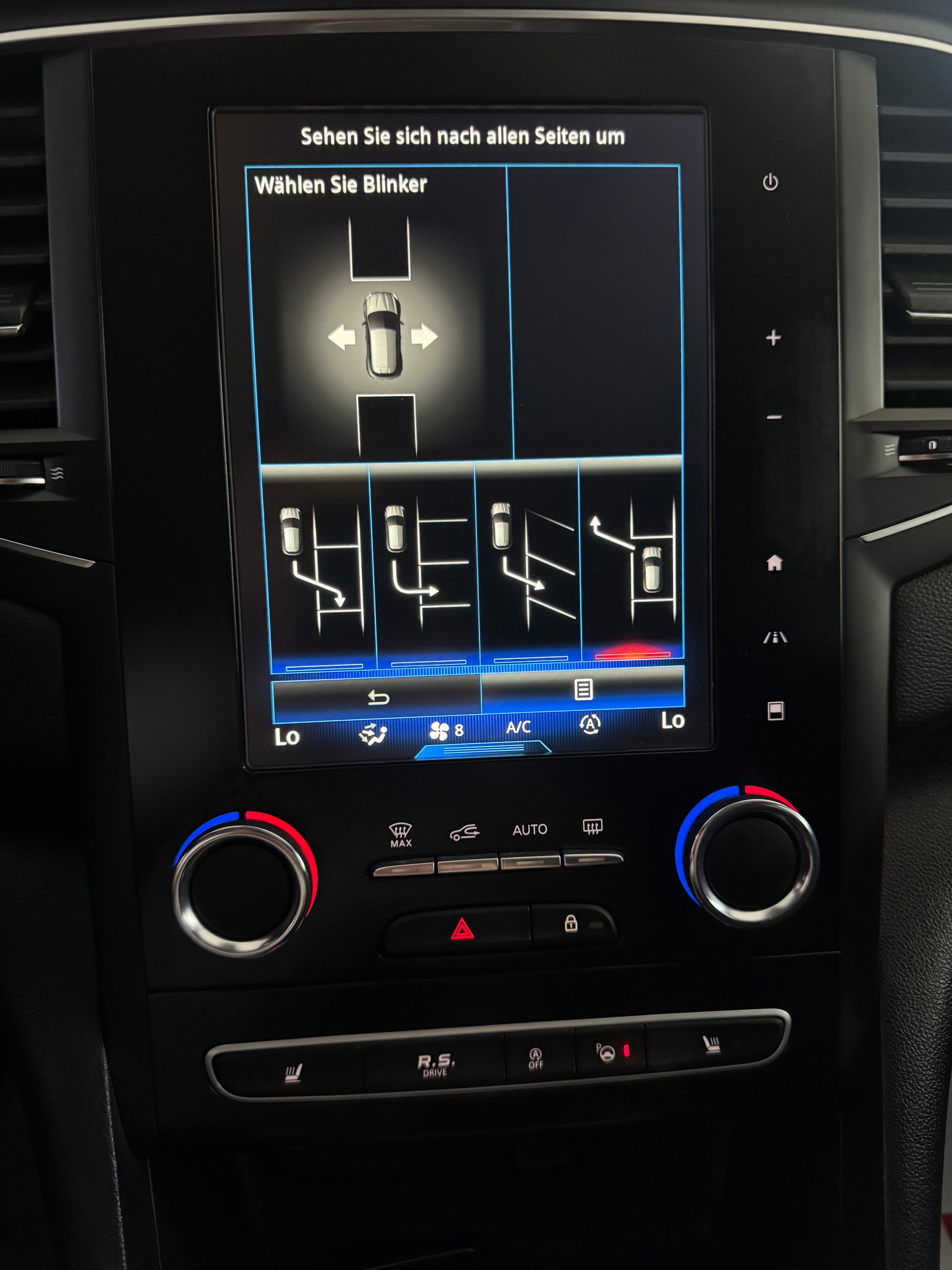 RENAULT Mégane Trophy 300 EDC*CH-Fahrzeug*Panoramadach*Frisch MFK*-image-19