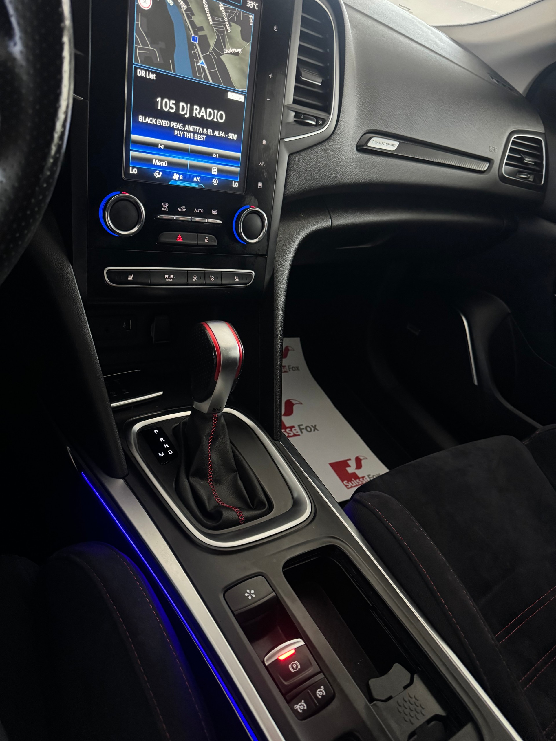 RENAULT Mégane Trophy 300 EDC*CH-Fahrzeug*Panoramadach*Frisch MFK*-image-21