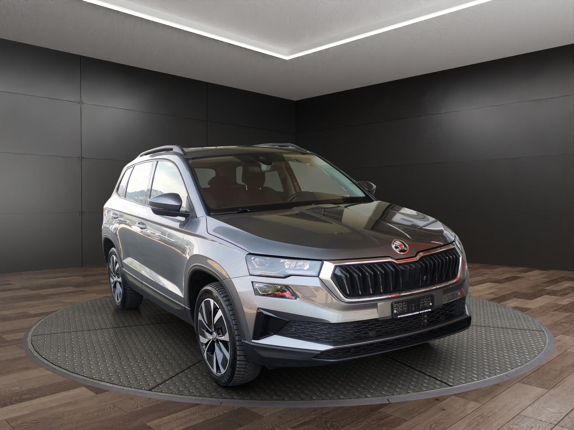 SKODA Karoq 2.0 TDI CR Style 4x4 DSG-image-0