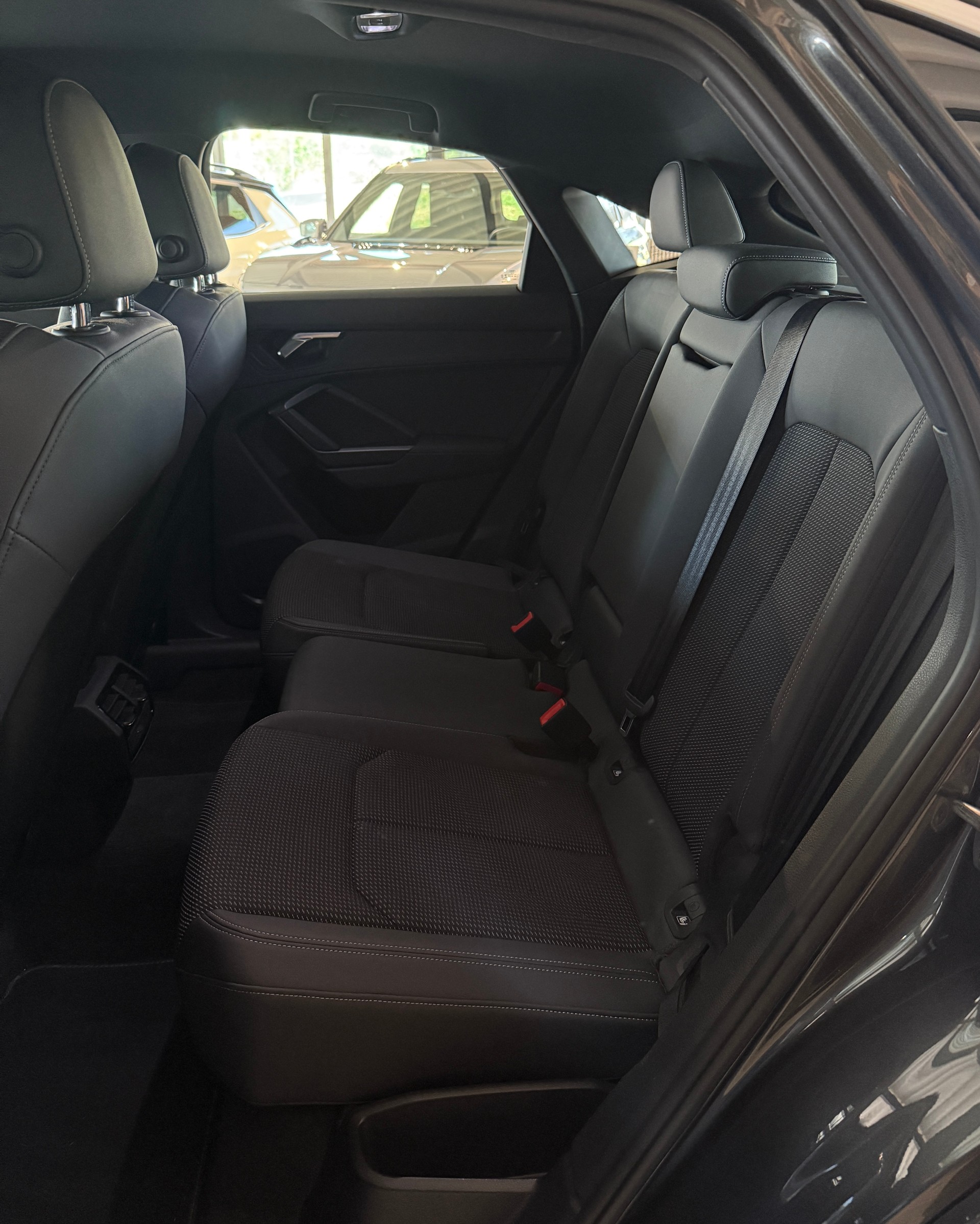 AUDI Q3 Sportback 35 TFSI S line S-tronic-image-17