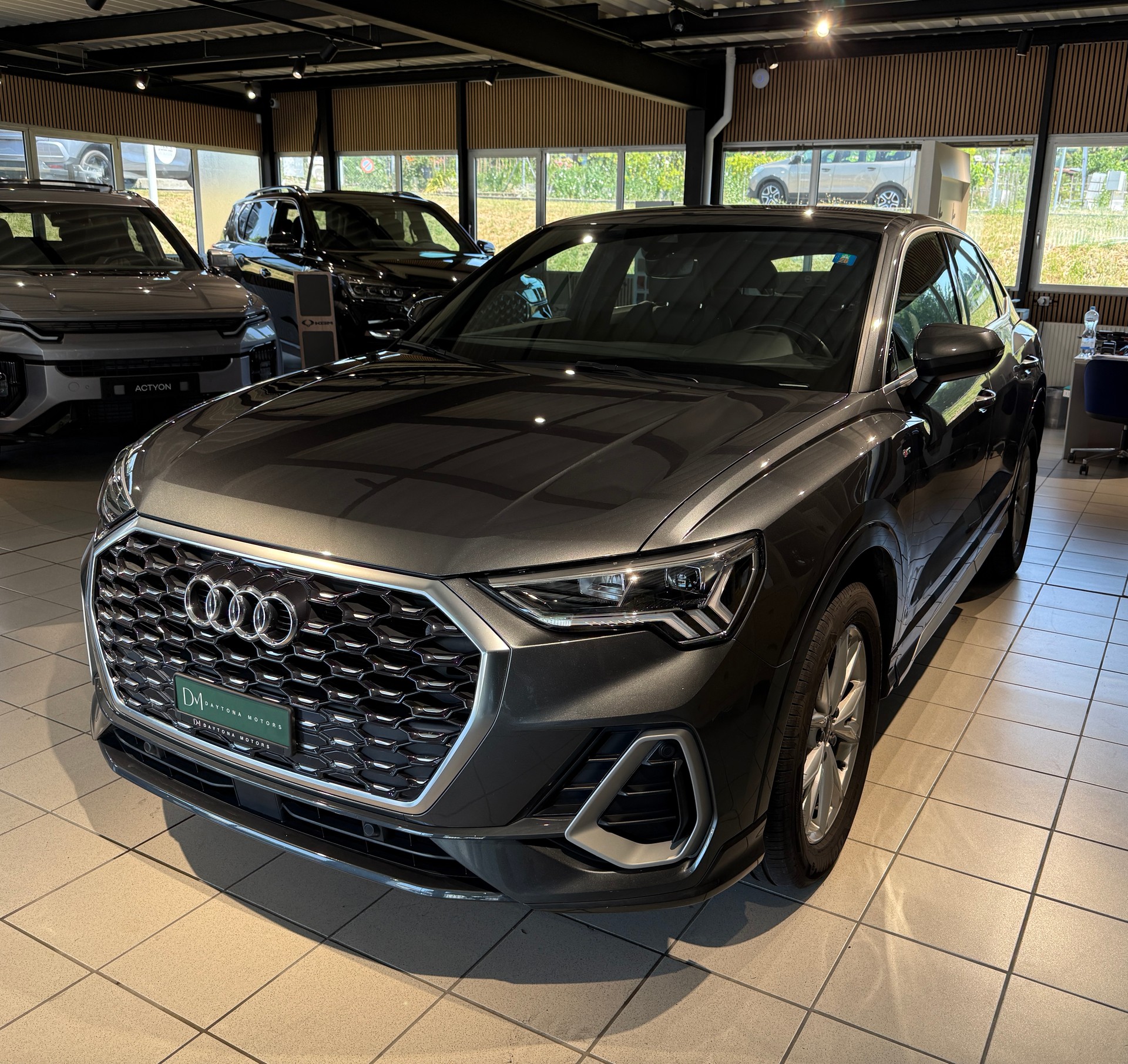 AUDI Q3 Sportback 35 TFSI S line S-tronic-image-0