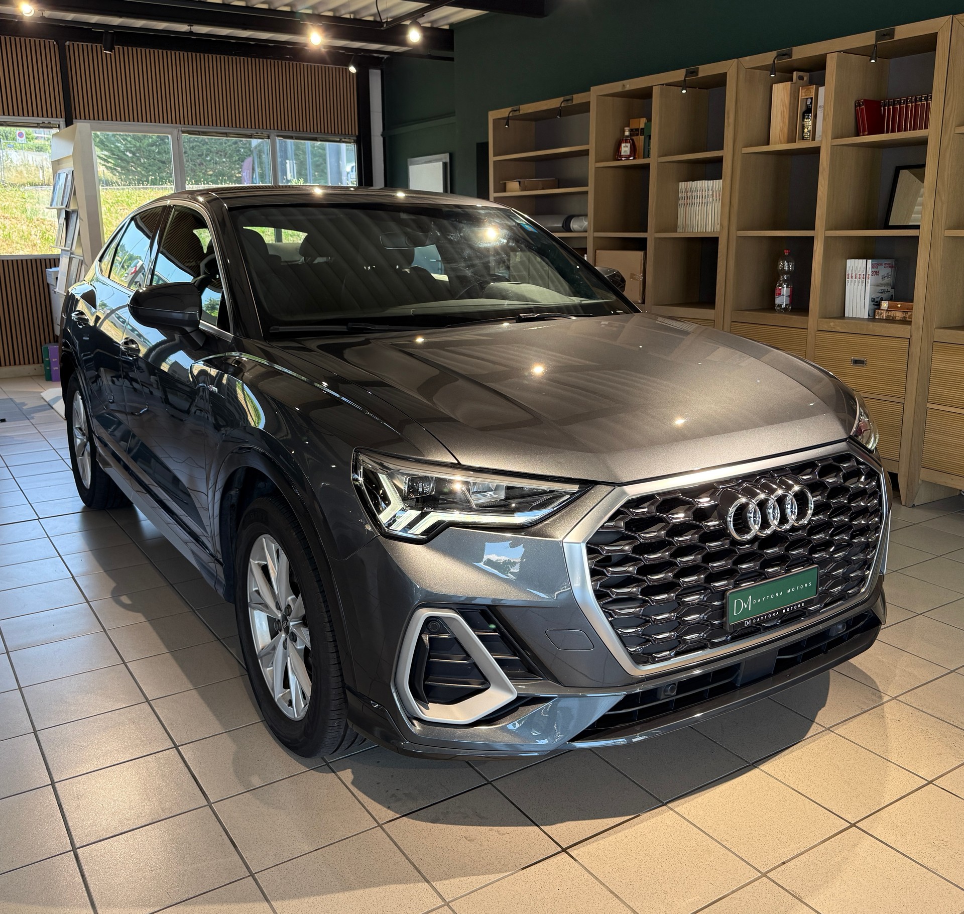 AUDI Q3 Sportback 35 TFSI S line S-tronic-image-1