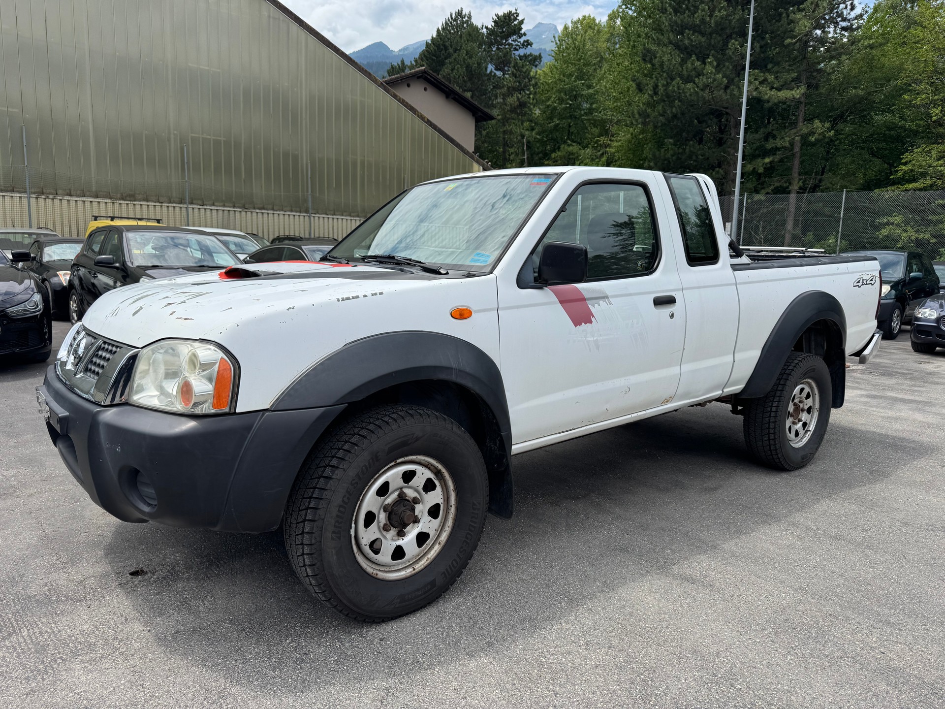 NISSAN King Cab 2.5 Di 4x4-image-8