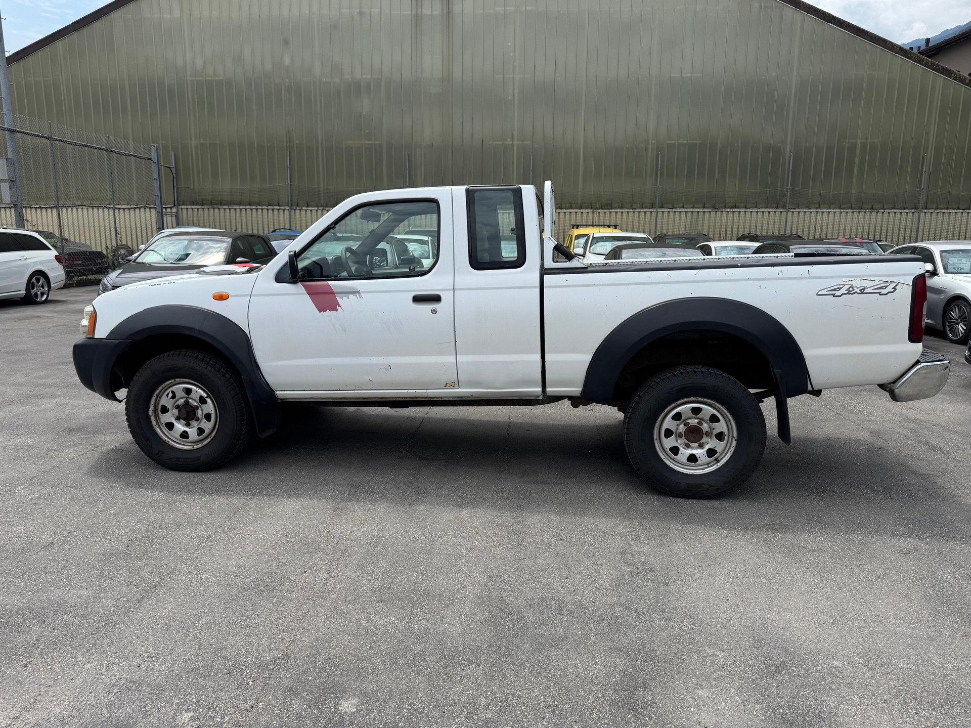 NISSAN King Cab 2.5 Di 4x4-image-7