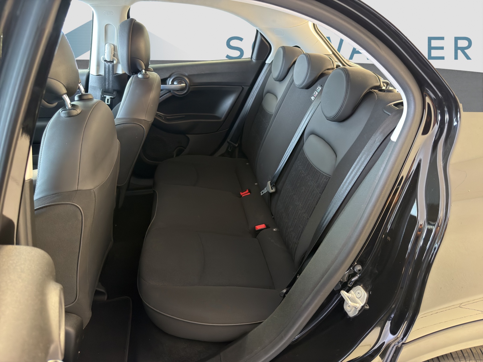 FIAT 500X 1.5 Hybrid Swiss Edition-image-7