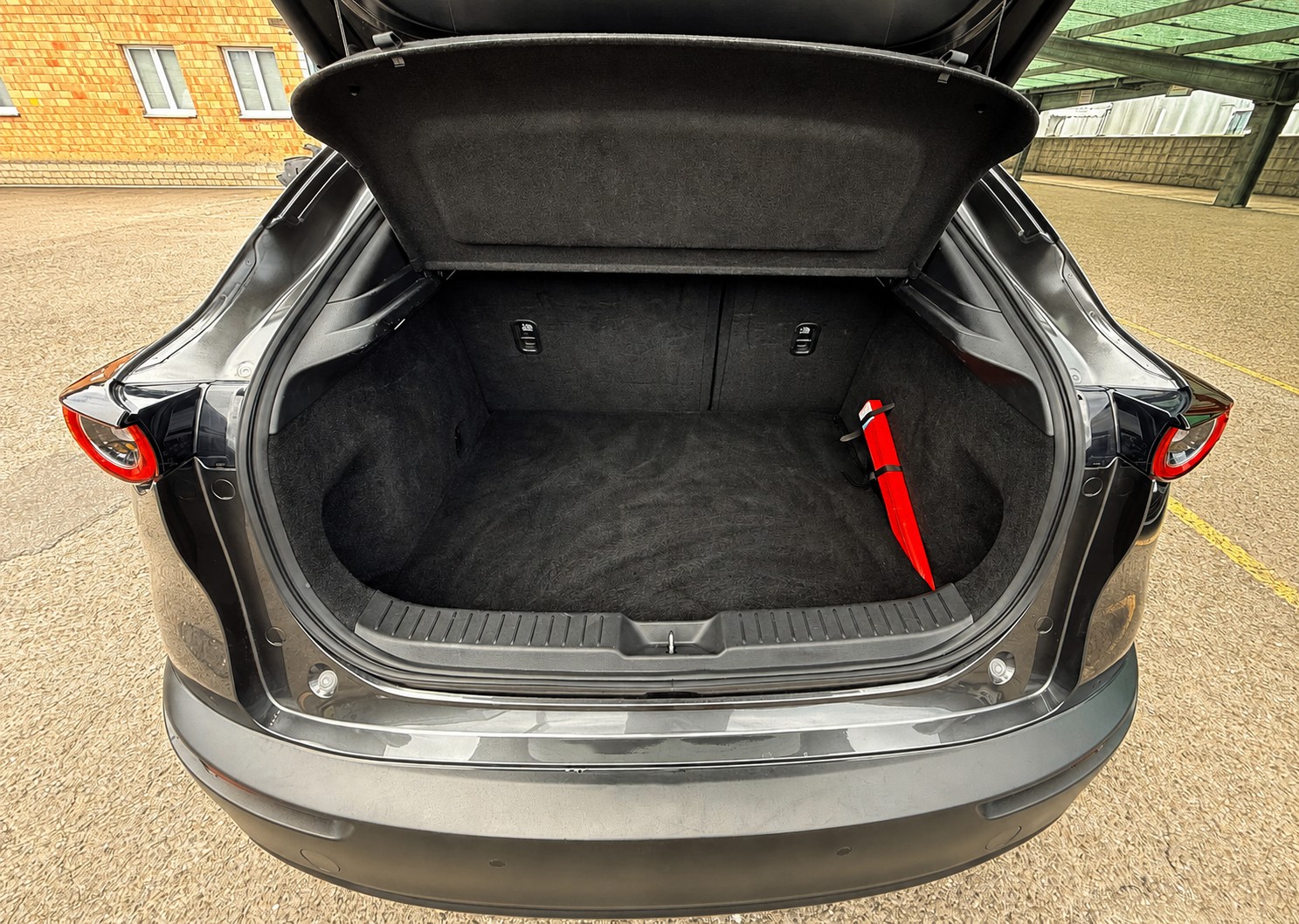 MAZDA CX-30 SKYACTIV-X M Hybrid 180 Revolution AWD Automat Leder-image-5