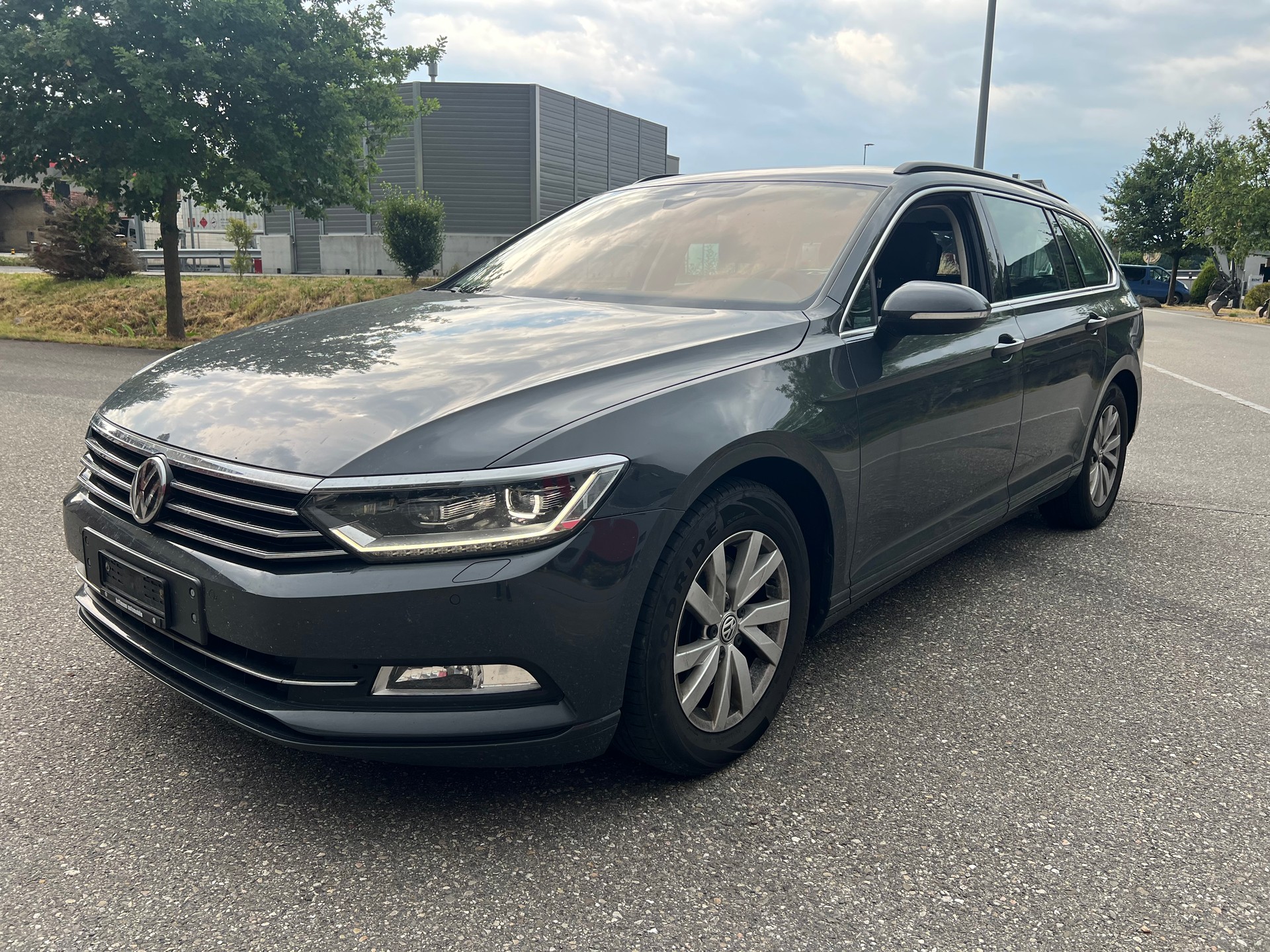 VW Passat Variant 2.0 TDI BMT Highline*Apple Carplay*