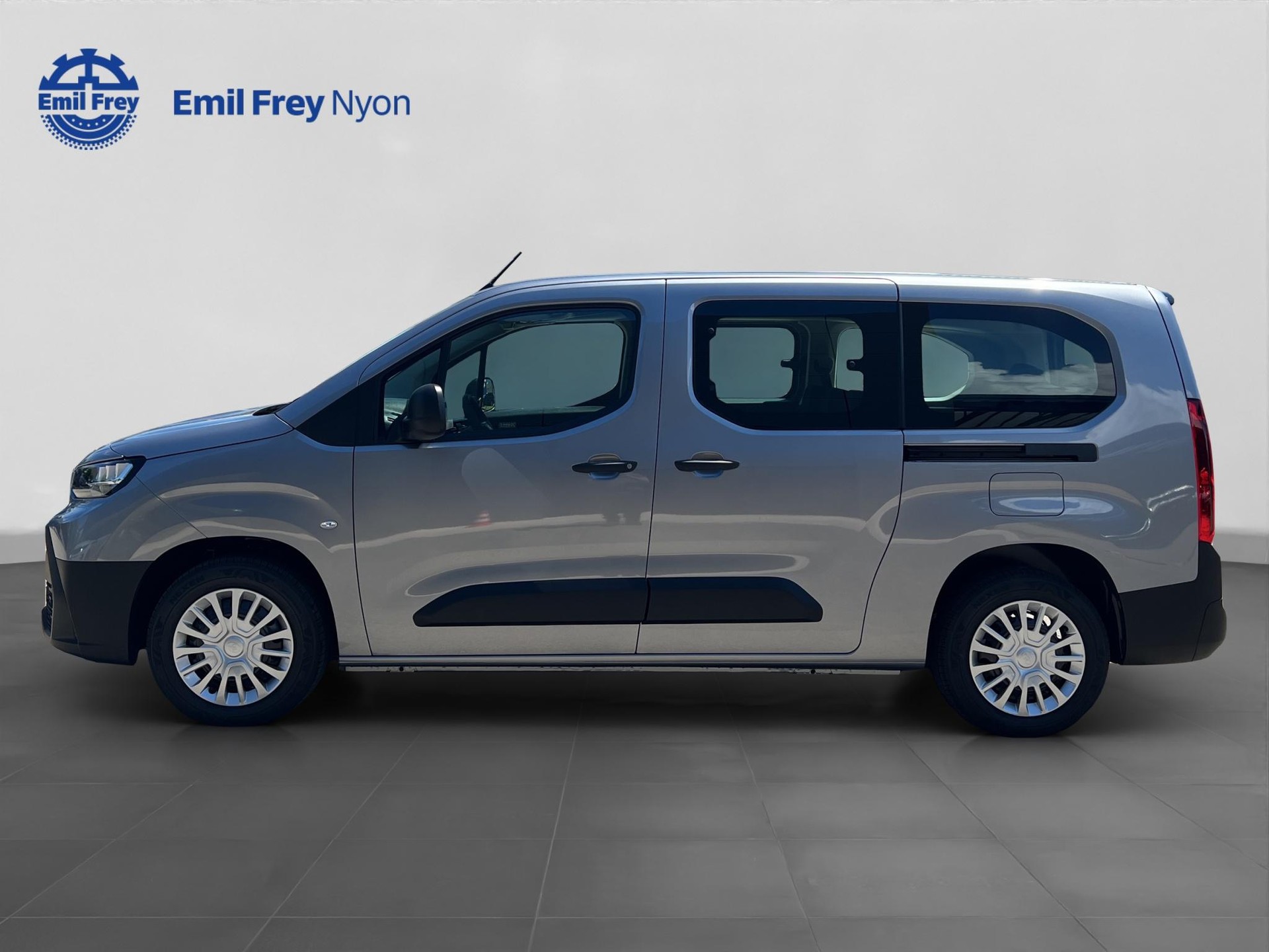 TOYOTA Proace City Verso L2 52KWh Comfort-image-2