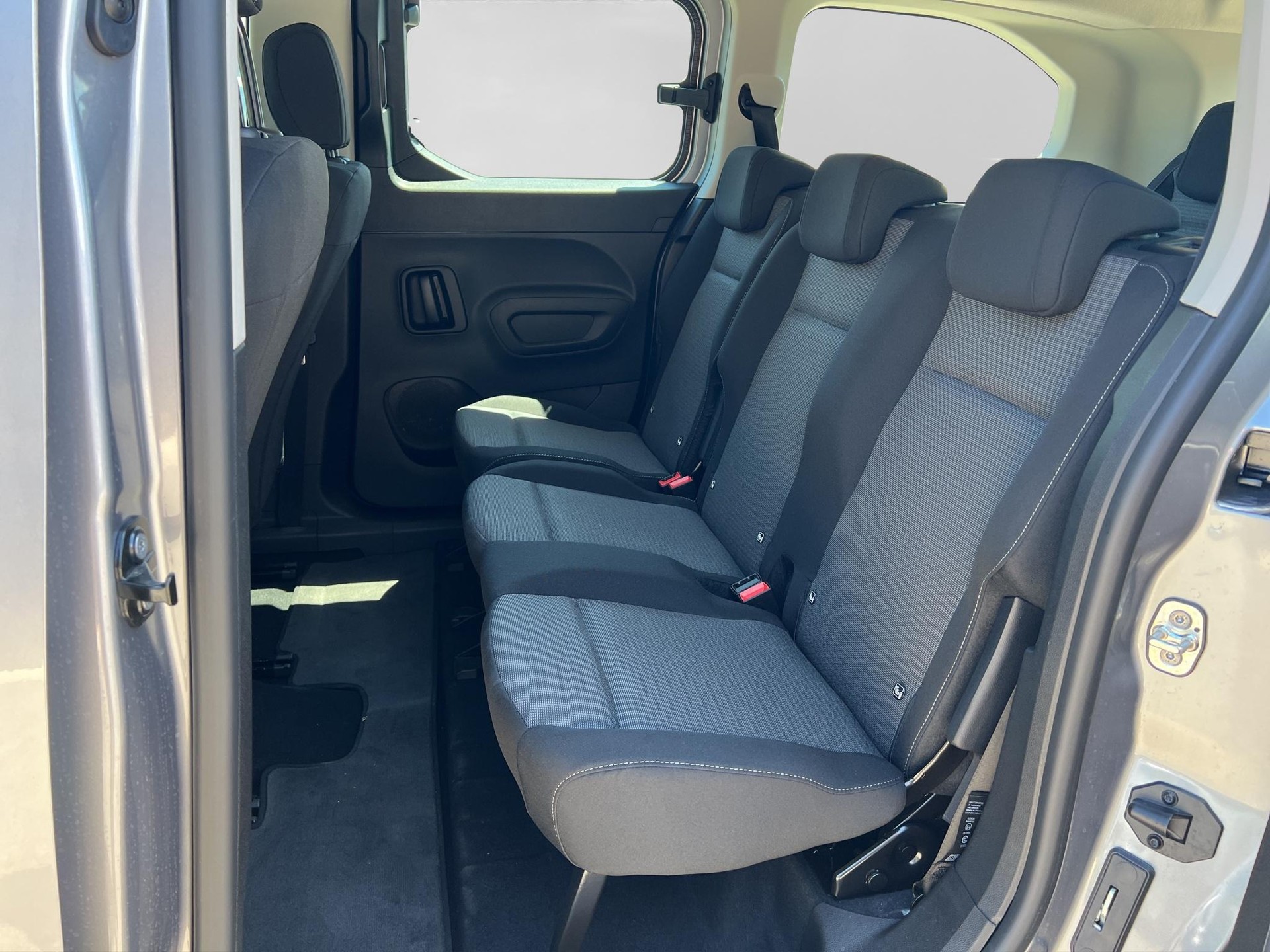 TOYOTA Proace City Verso L2 52KWh Comfort-image-4