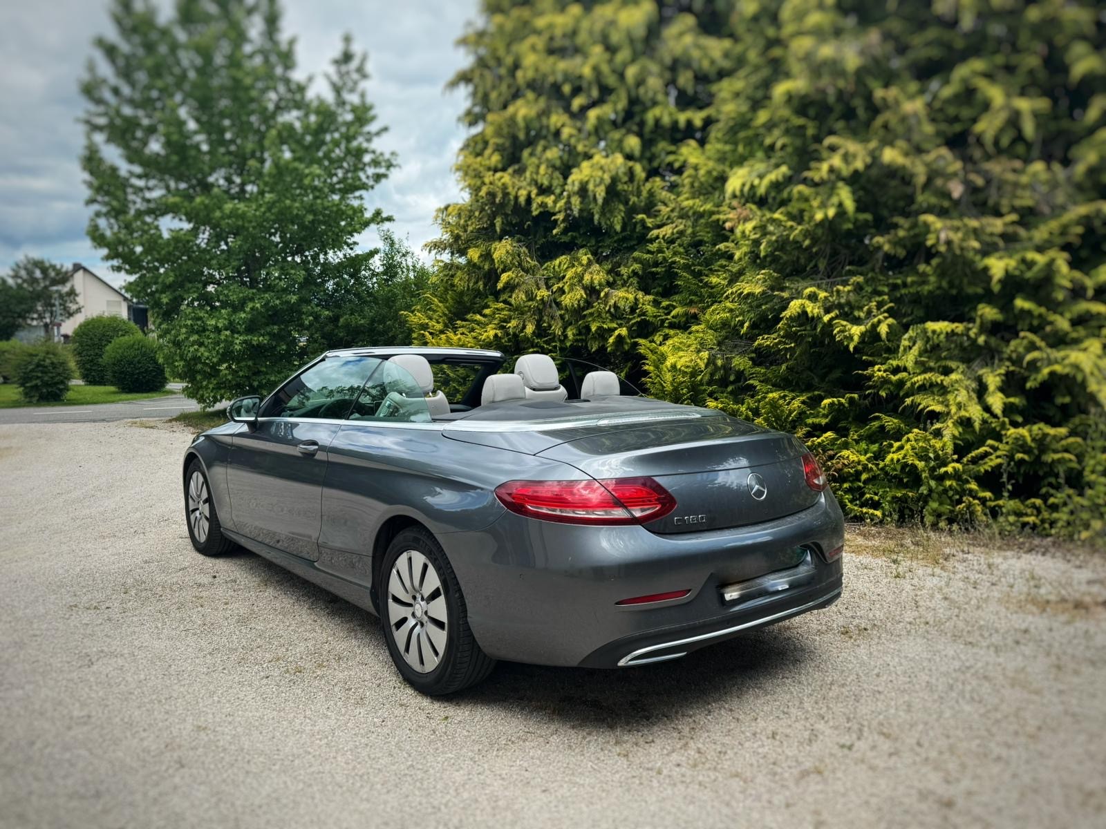 MERCEDES-BENZ C 180 Cabriolet-image-2