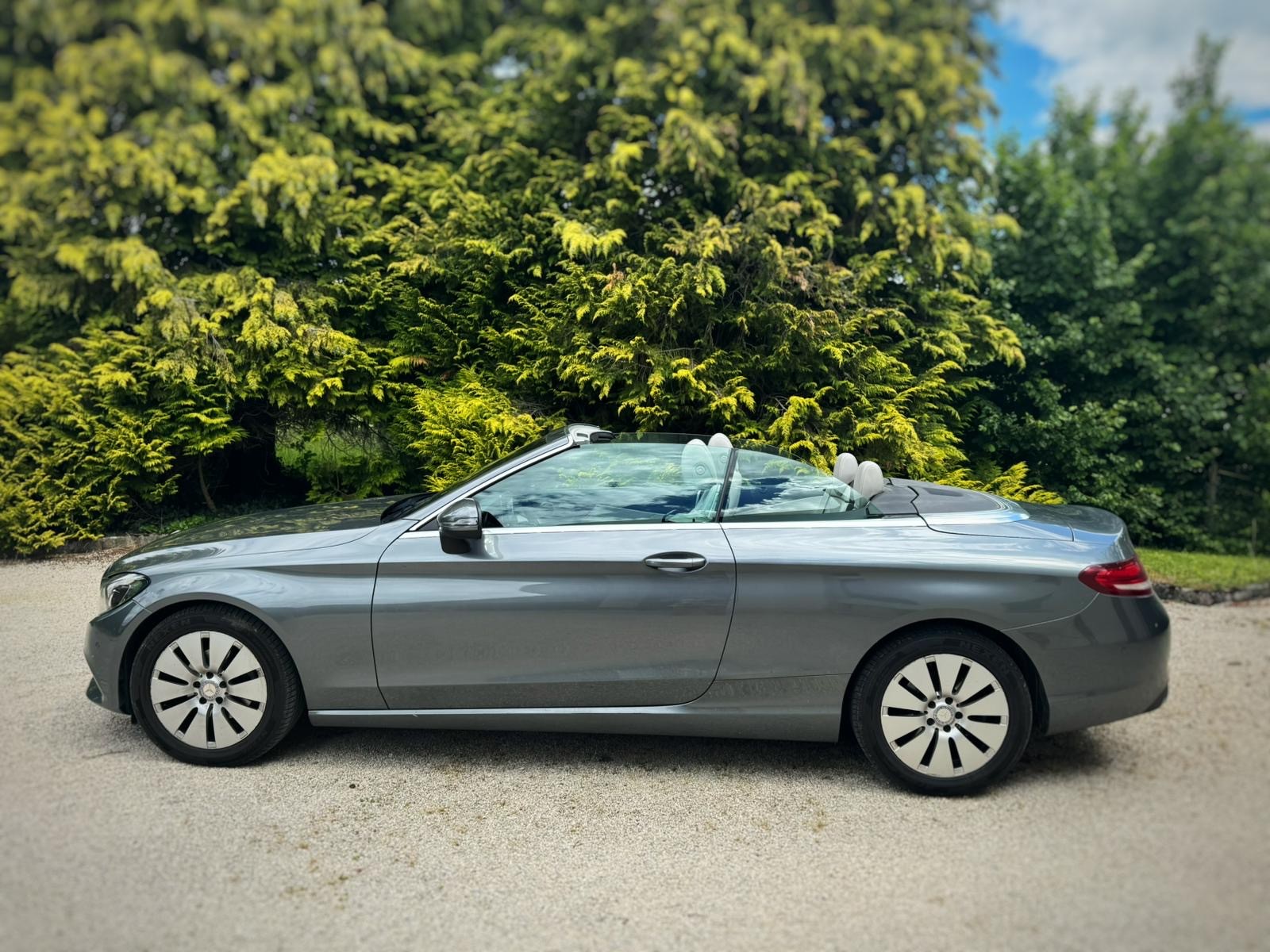 MERCEDES-BENZ C 180 Cabriolet-image-1