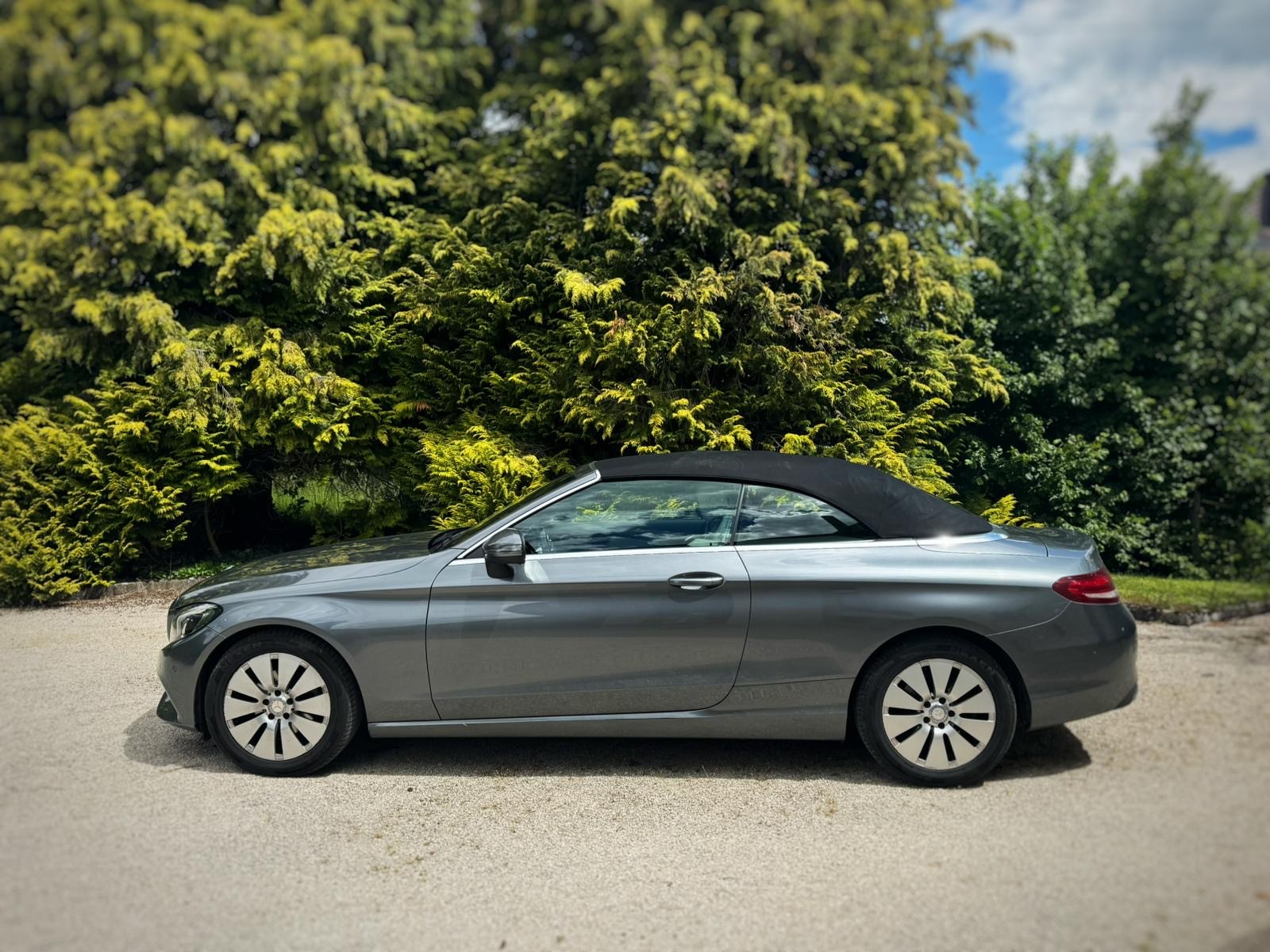 MERCEDES-BENZ C 180 Cabriolet-image-10