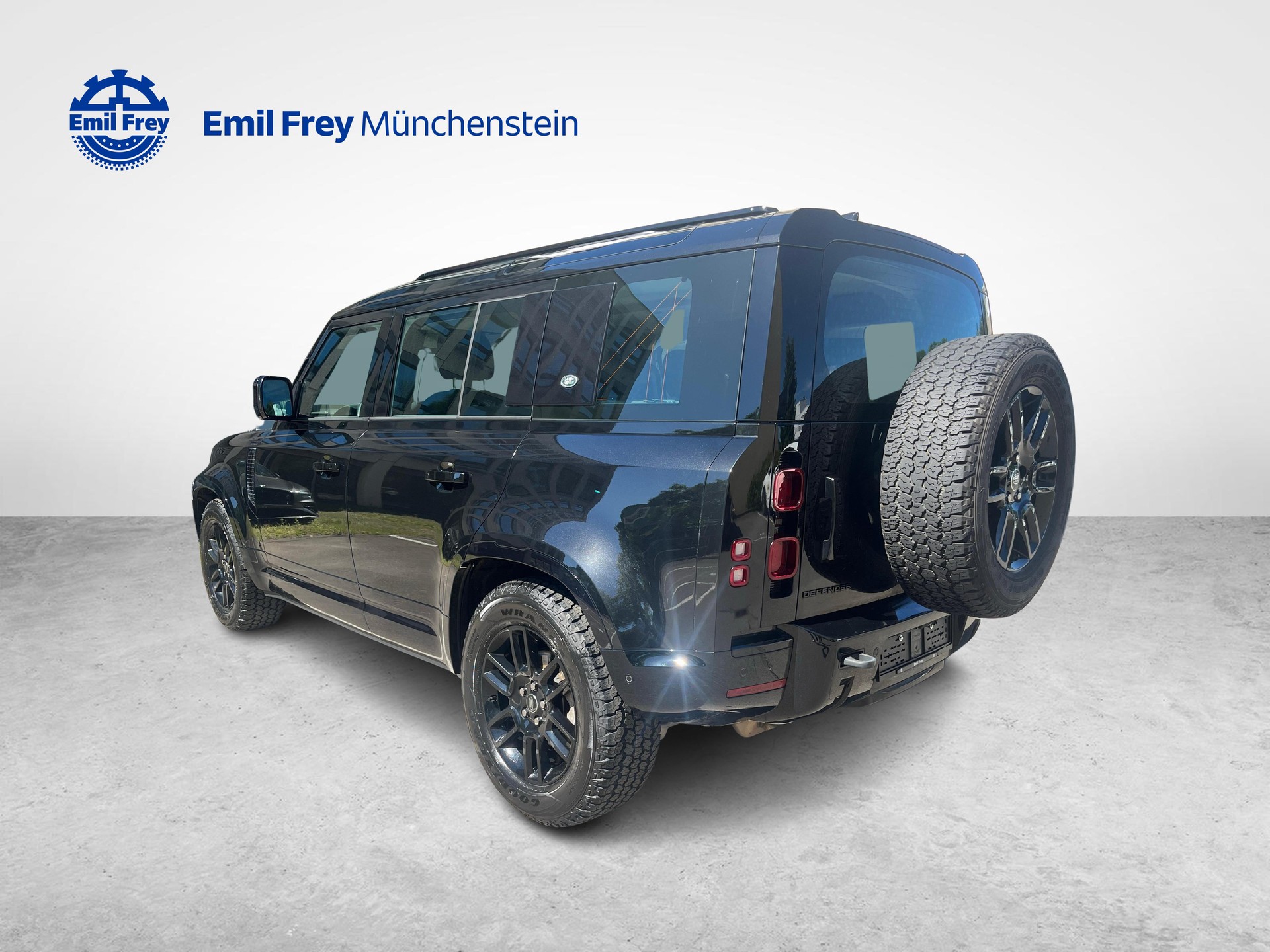 LAND ROVER Defender 110 3.0 D I6 250 X-Dynamic SE-image-2