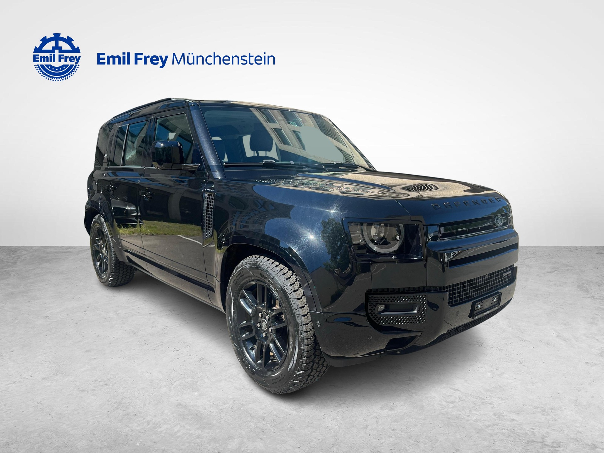 LAND ROVER Defender 110 3.0 D I6 250 X-Dynamic SE-image-6