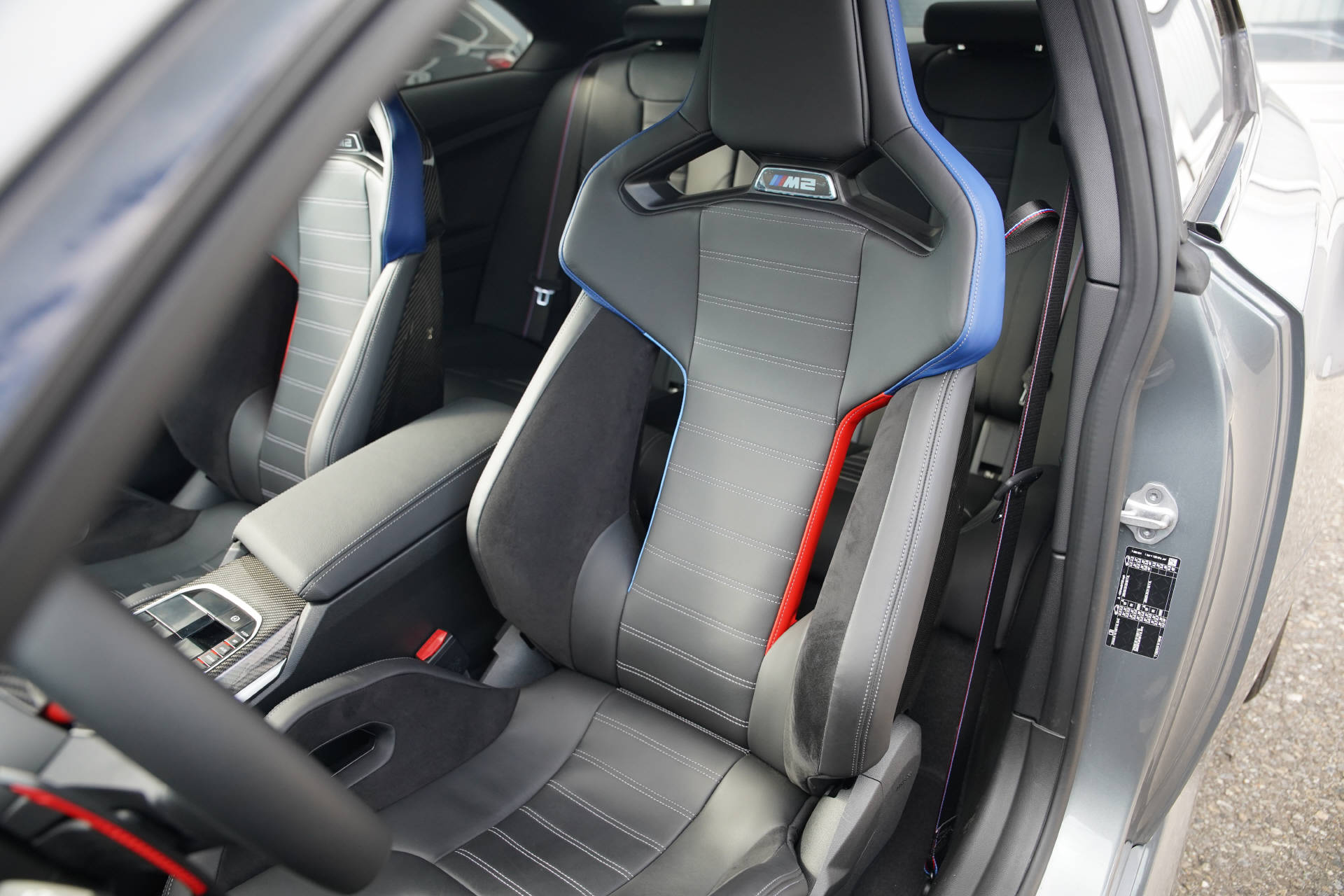 BMW M2 Steptronic LCI-image-9