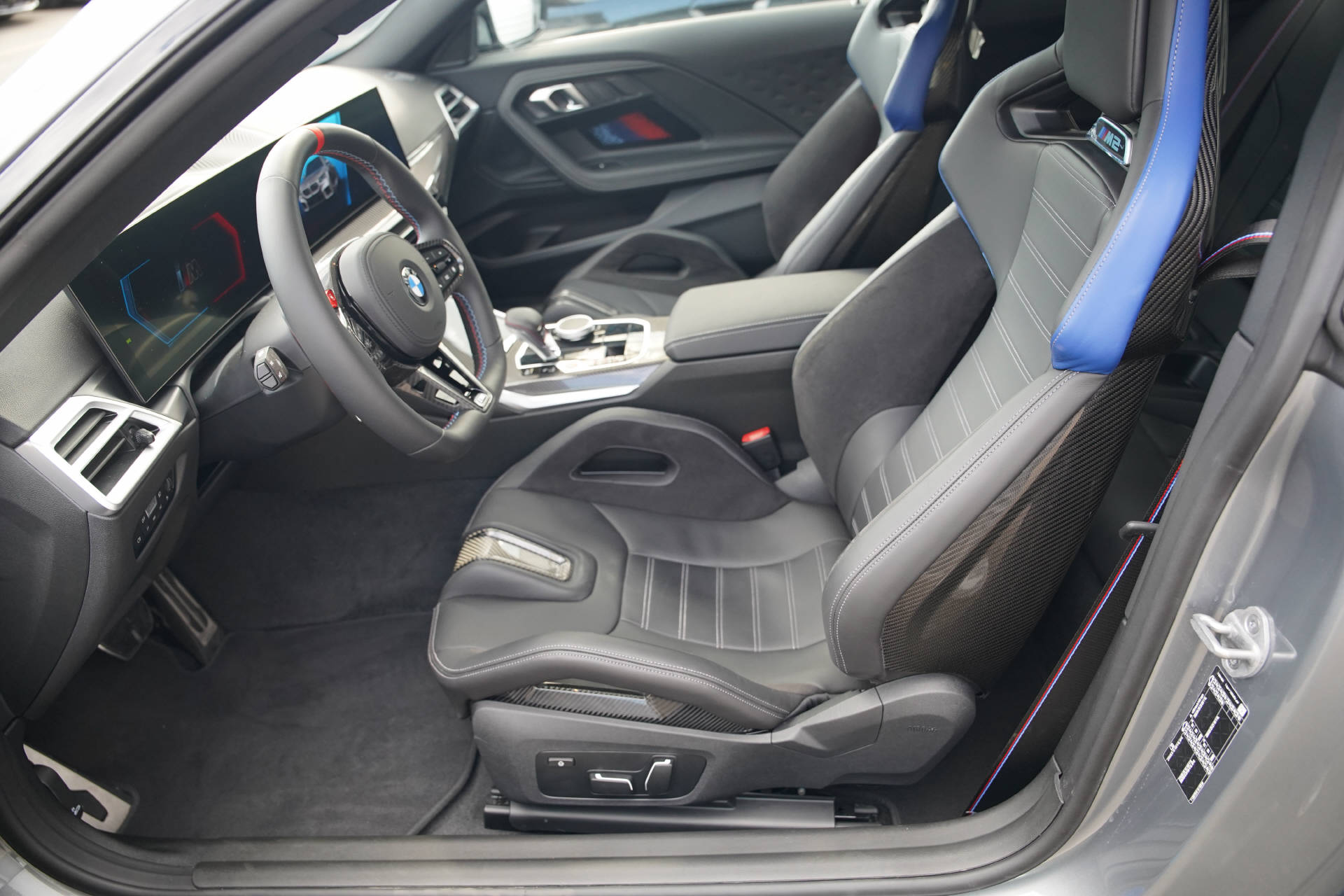 BMW M2 Steptronic LCI-image-7