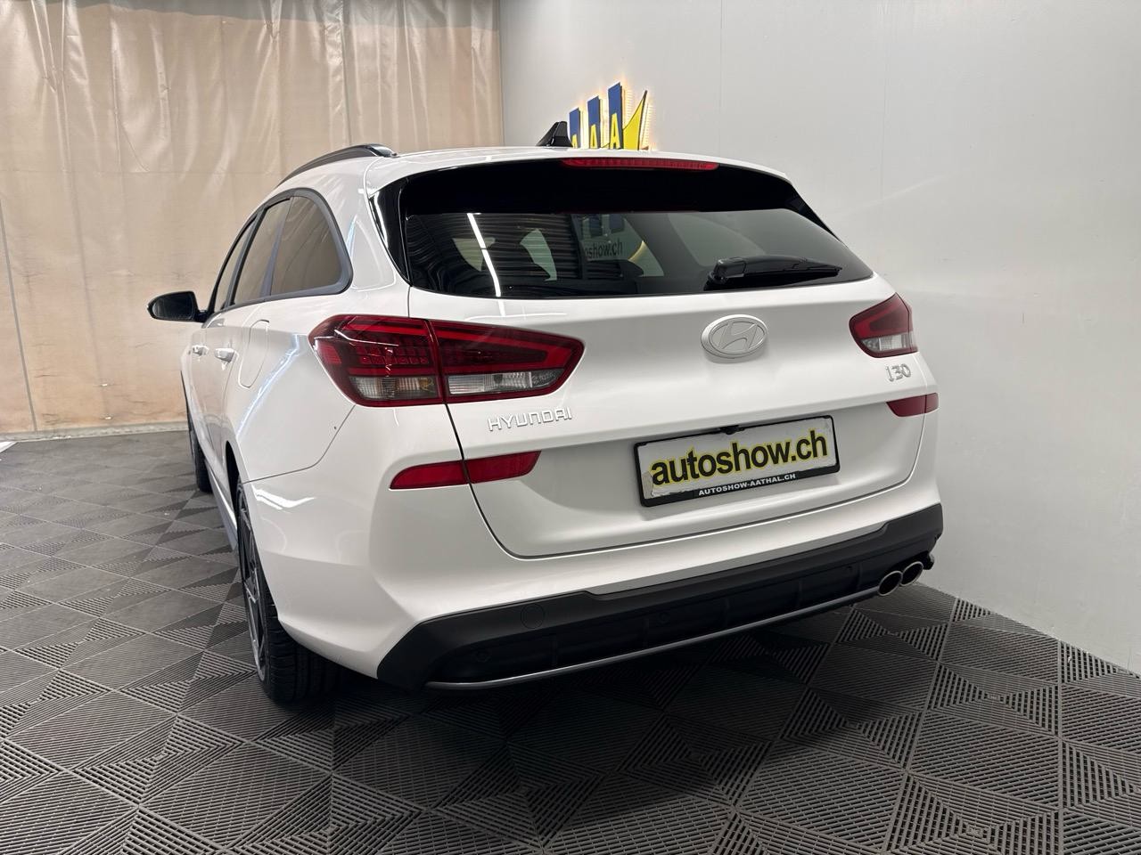 HYUNDAI i30 Wagon 1.5 T-GDi N Line 48V MH DCT-image-14