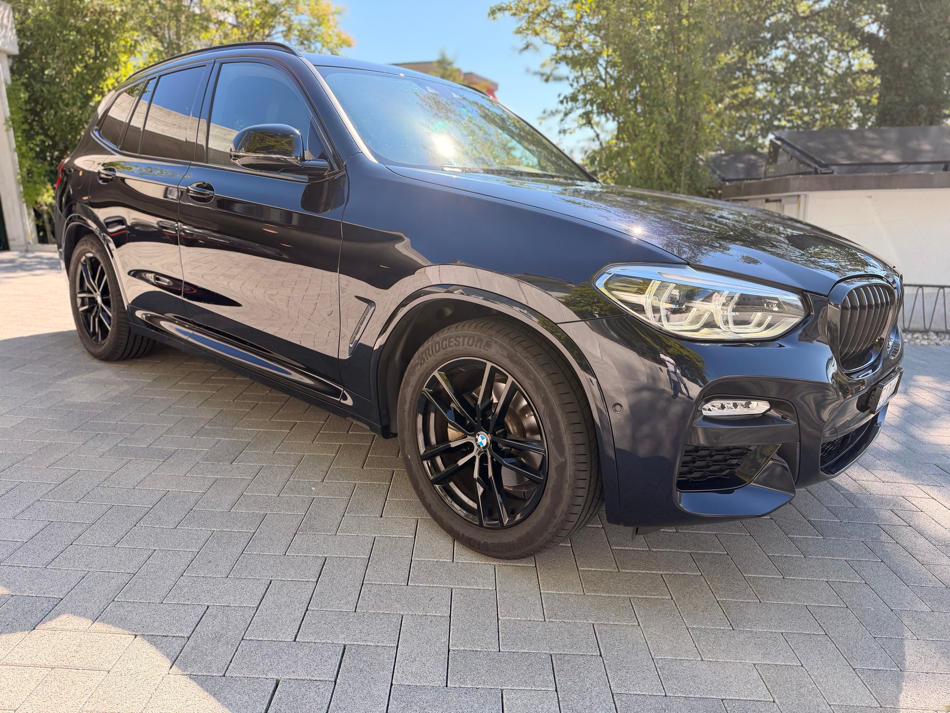BMW 20d xDrive-image-2