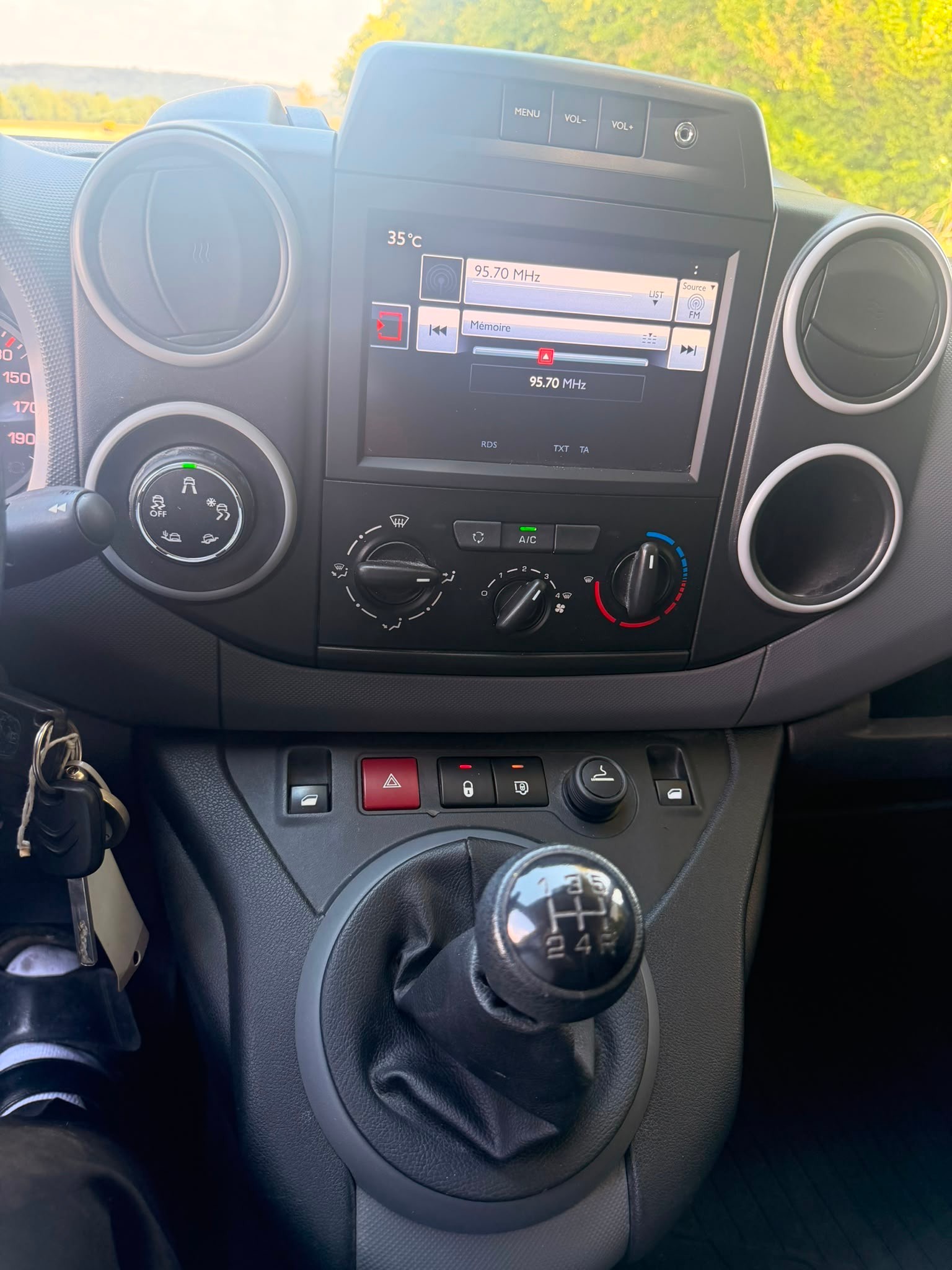 CITROEN Berlingo 1.6 BlueHDi-image-11