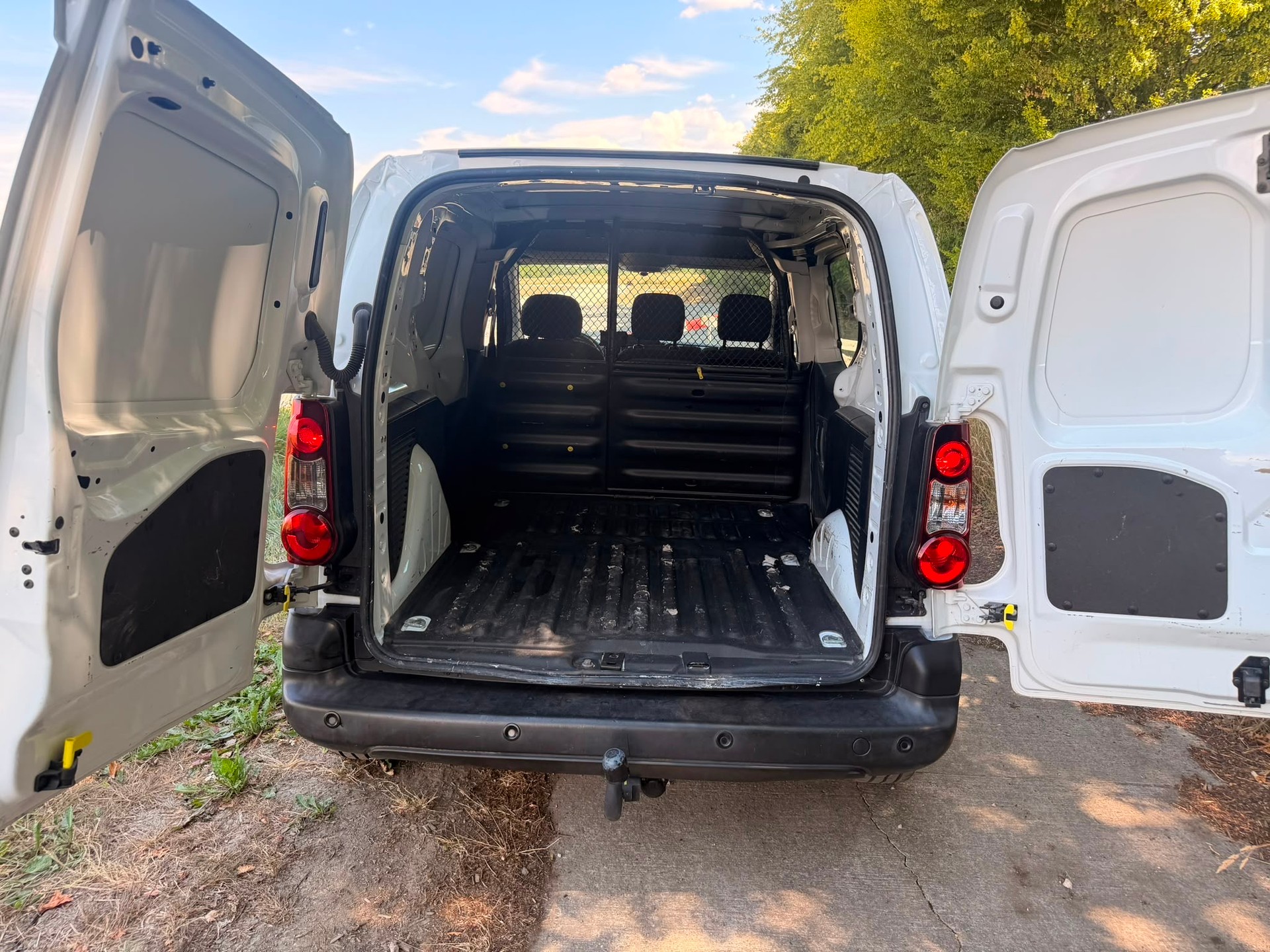 CITROEN Berlingo 1.6 BlueHDi-image-8