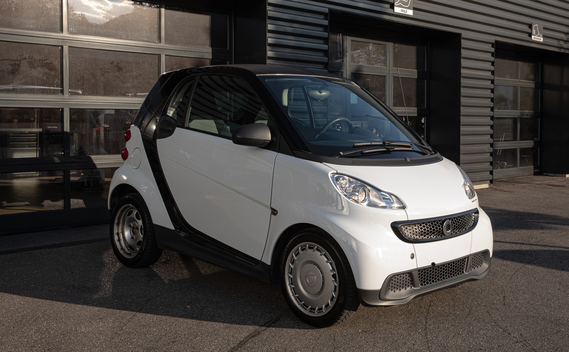 SMART fortwo coupé mhd-image-3
