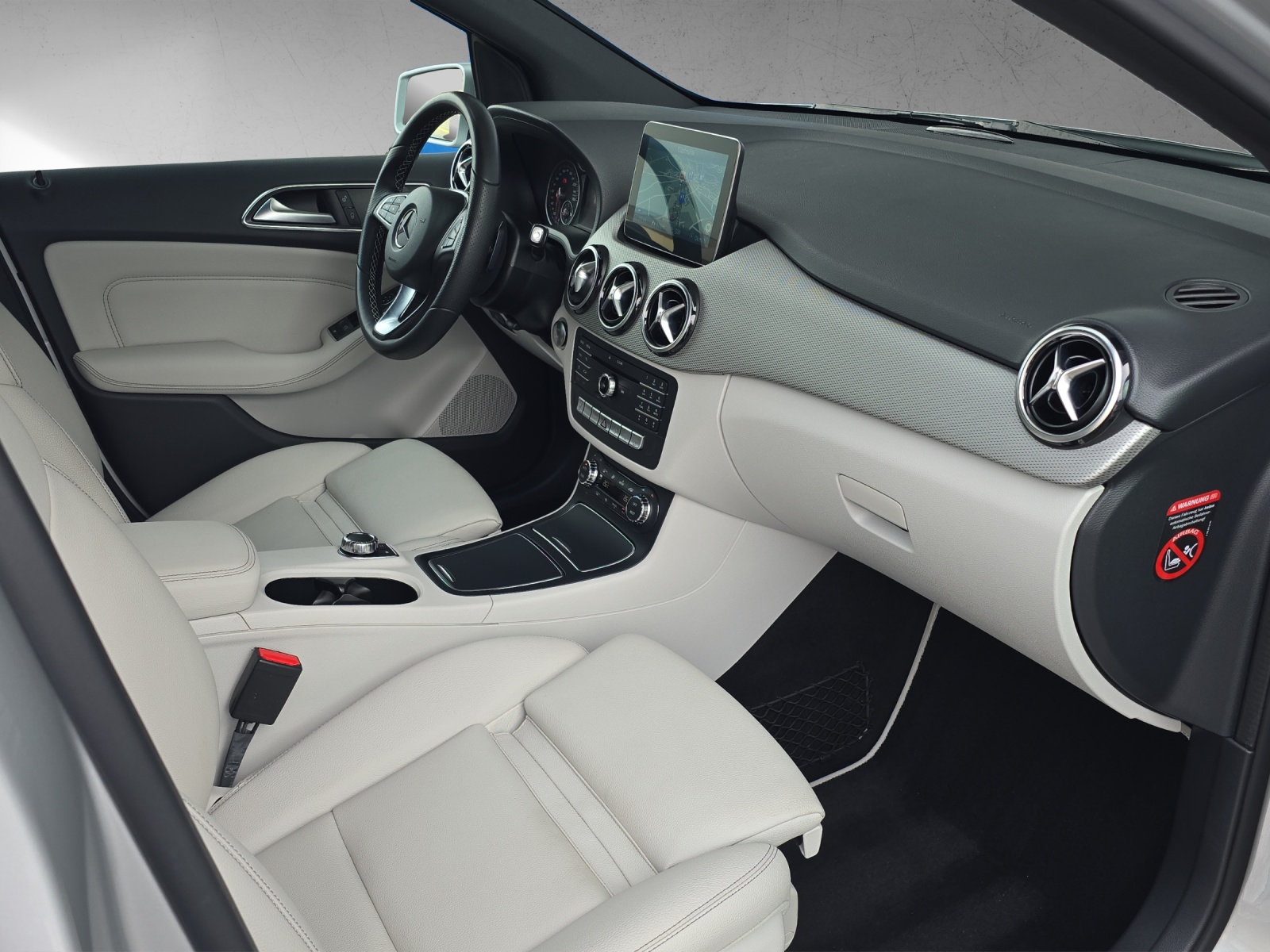 MERCEDES-BENZ B 180 Urban 7G-DCT-image-9