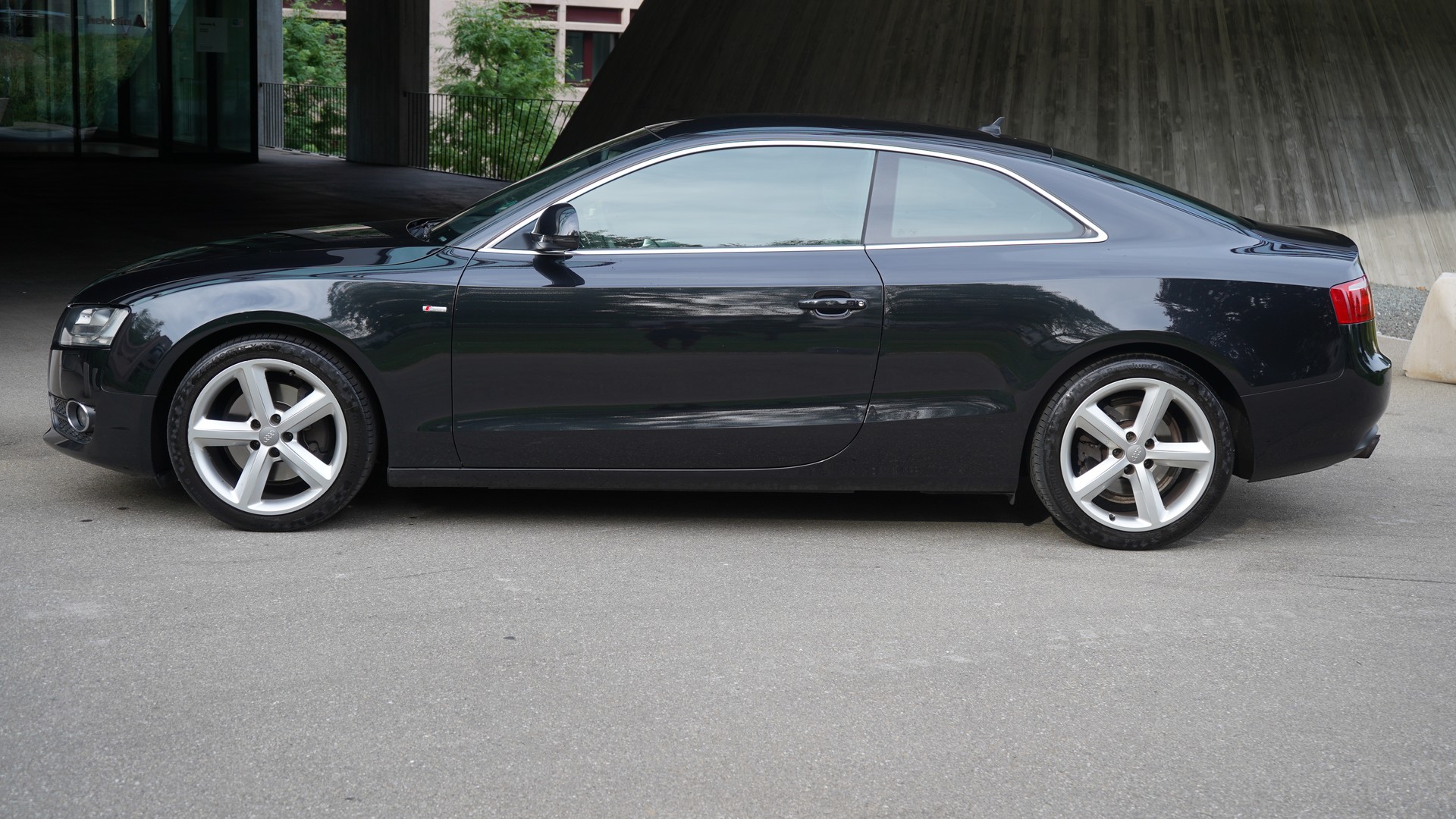 AUDI A5 Coupé 2.0 TFSI quattro S-tronic-image-5