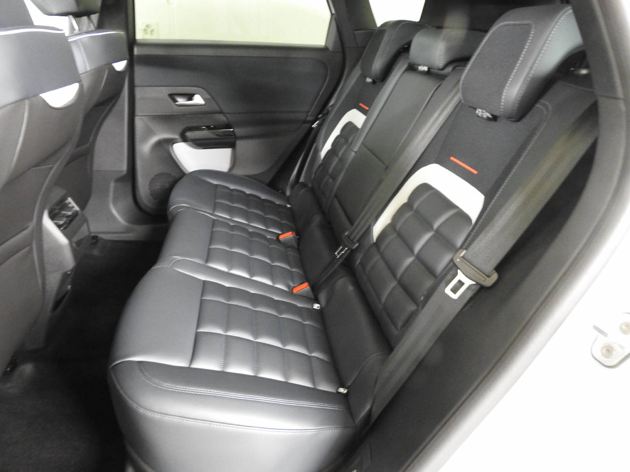 CITROEN C5 Aircross 1.2 Hybrid Max-image-12